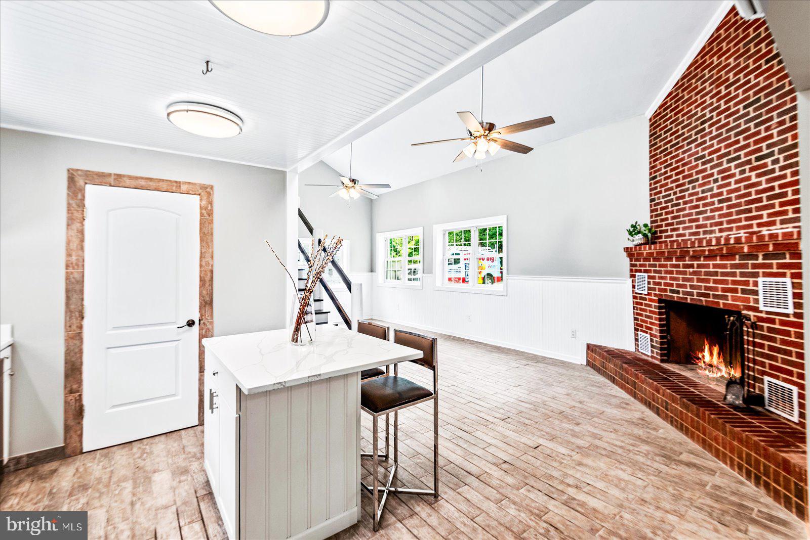 BLUE RIDGE SHORES - Residential