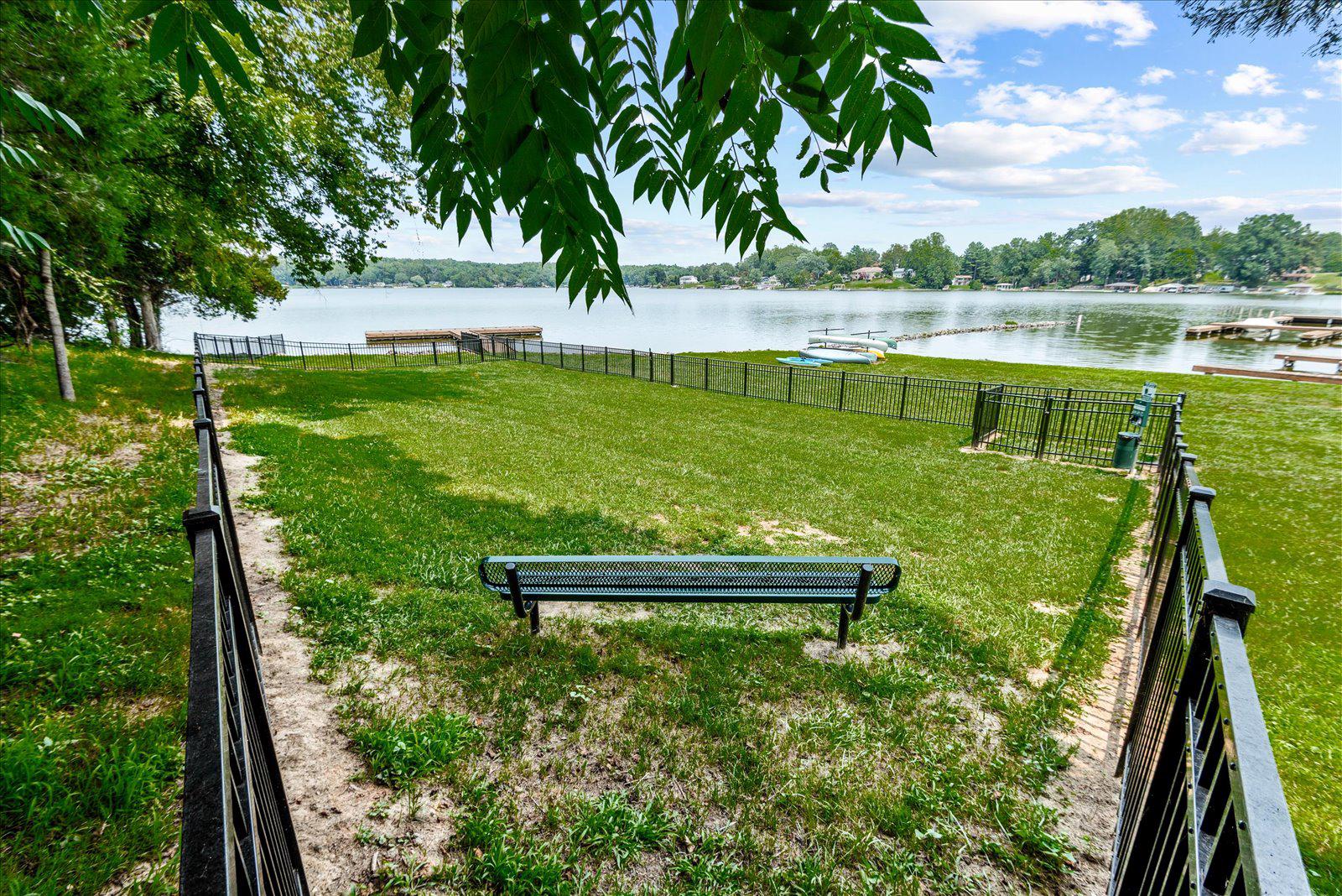 BLUE RIDGE SHORES - Residential