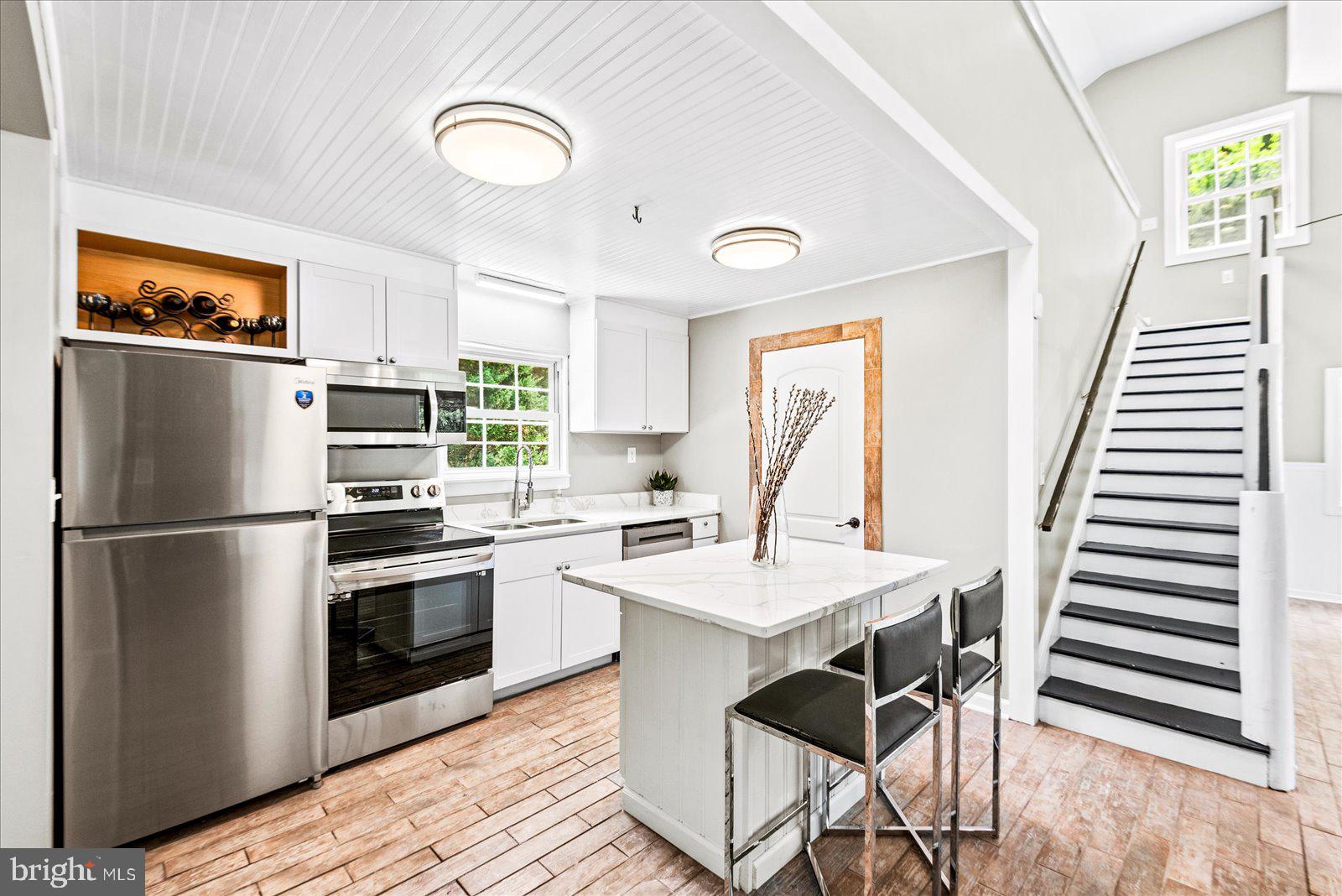 BLUE RIDGE SHORES - Residential