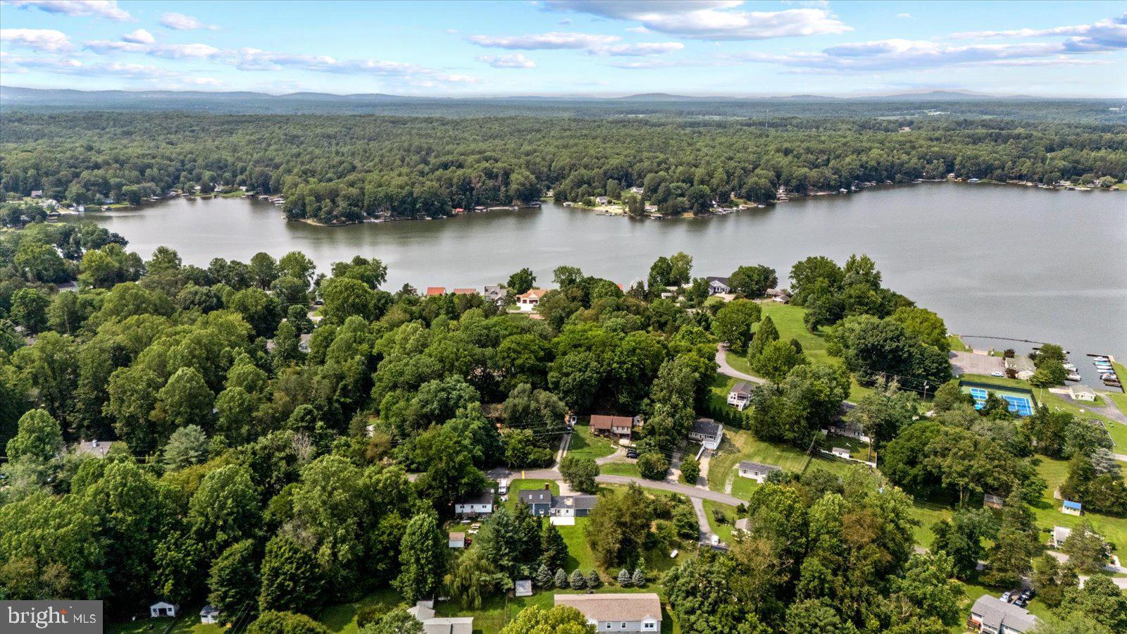 BLUE RIDGE SHORES - Residential
