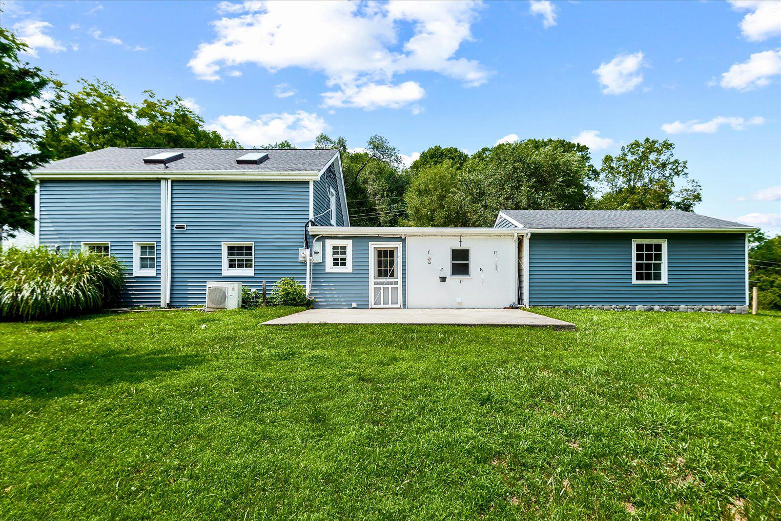 BLUE RIDGE SHORES - Residential