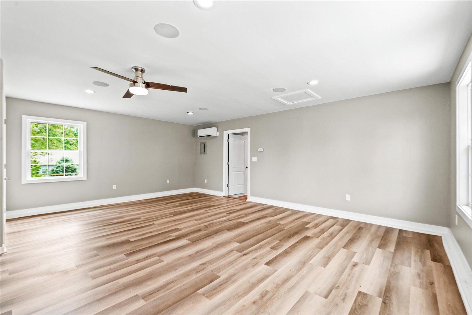 BLUE RIDGE SHORES - Residential