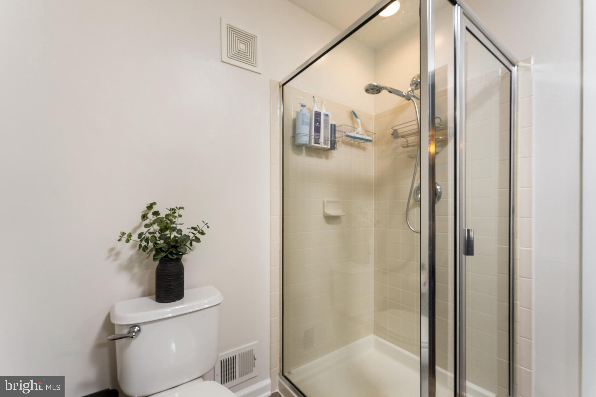MARKET CENTER CONDOMINIUM - Residential
