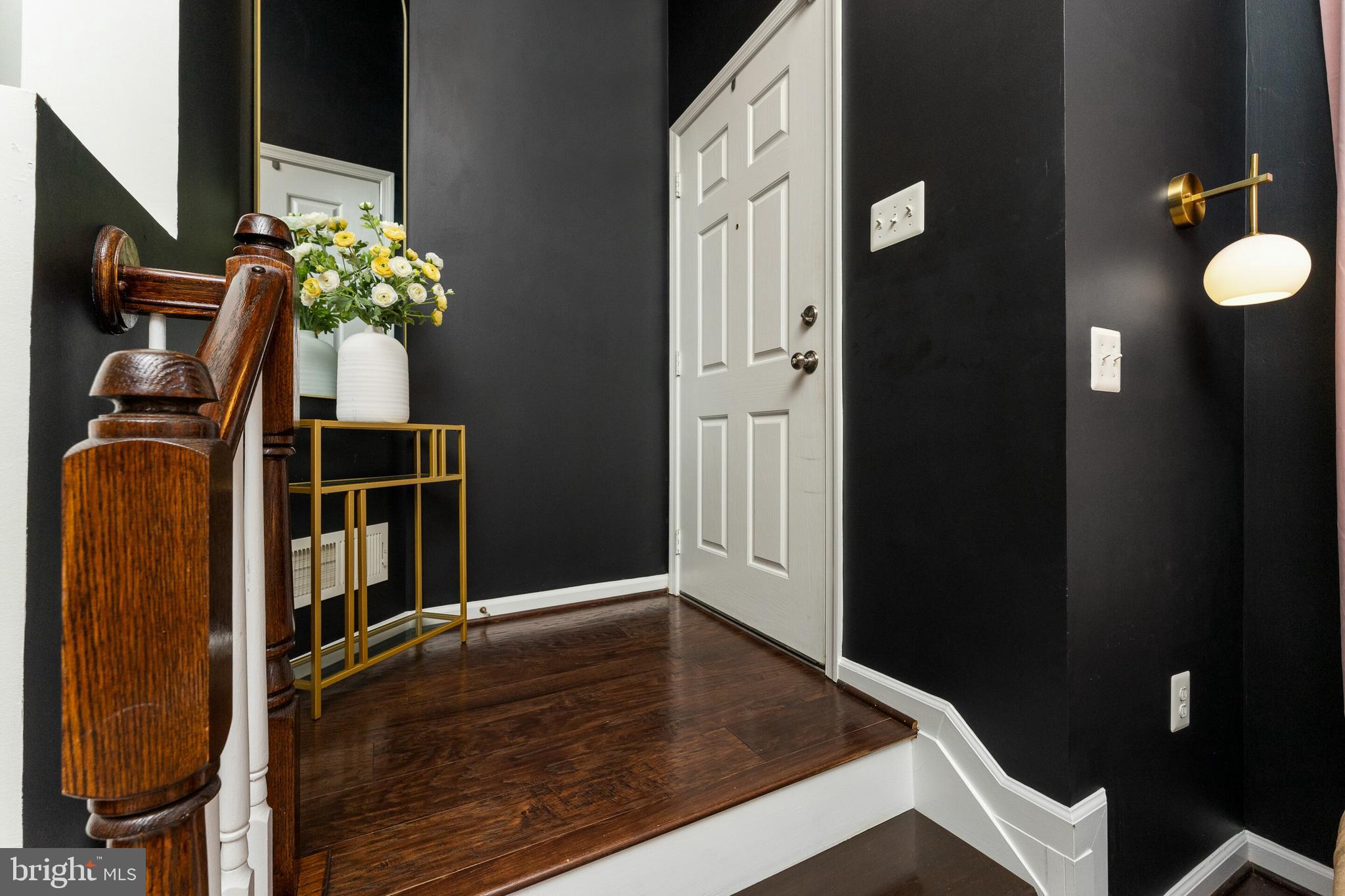 MARKET CENTER CONDOMINIUM - Residential