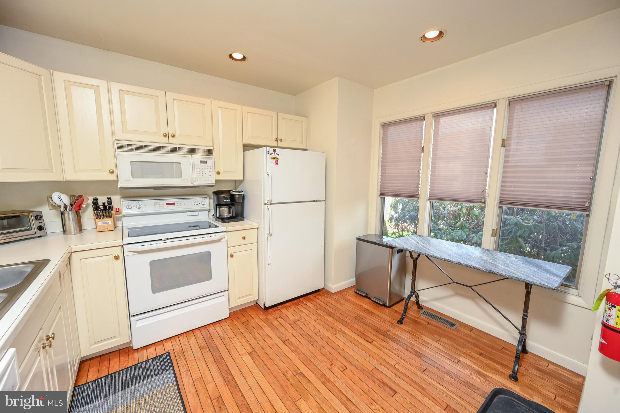DEEP CREEK VILLAGE - Residential