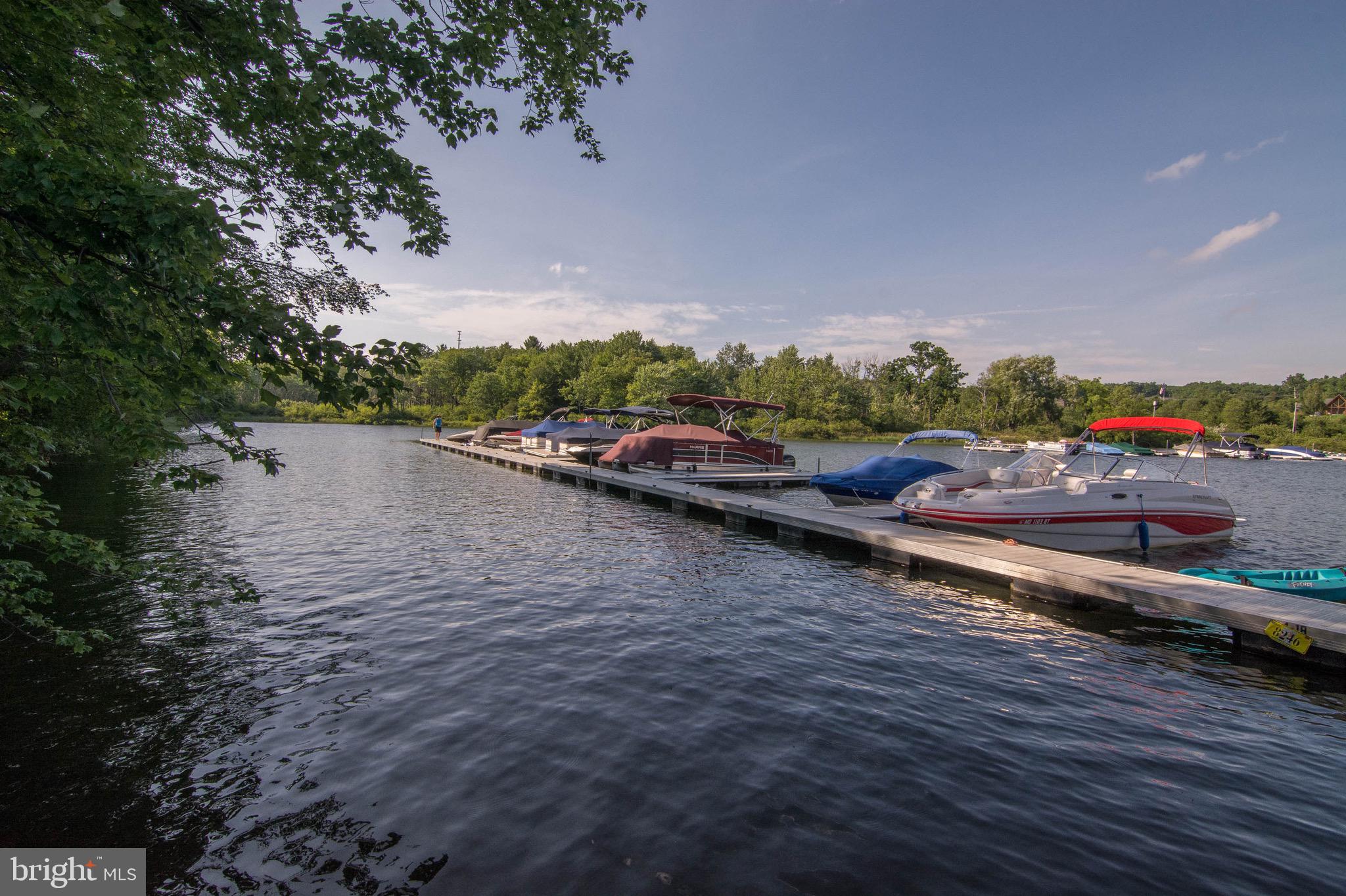 DEEP CREEK VILLAGE - Residential