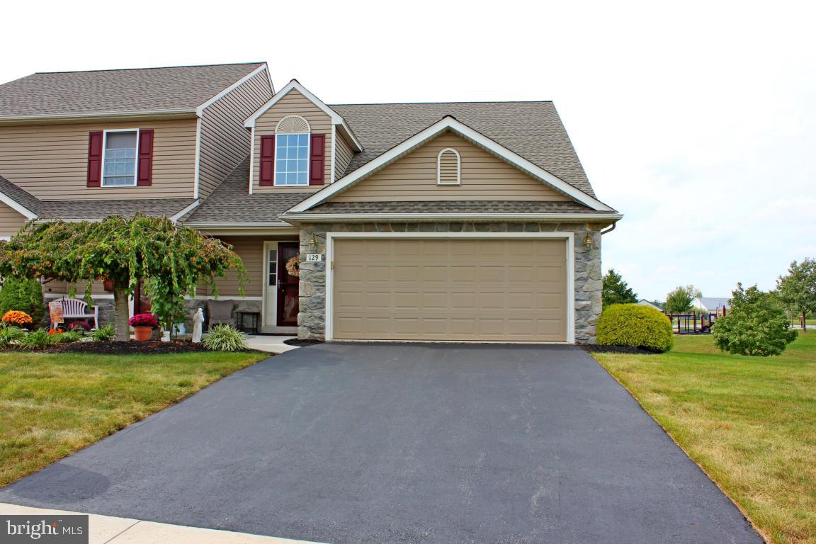 LAKES AT DONEGAL SPRINGS - Residential