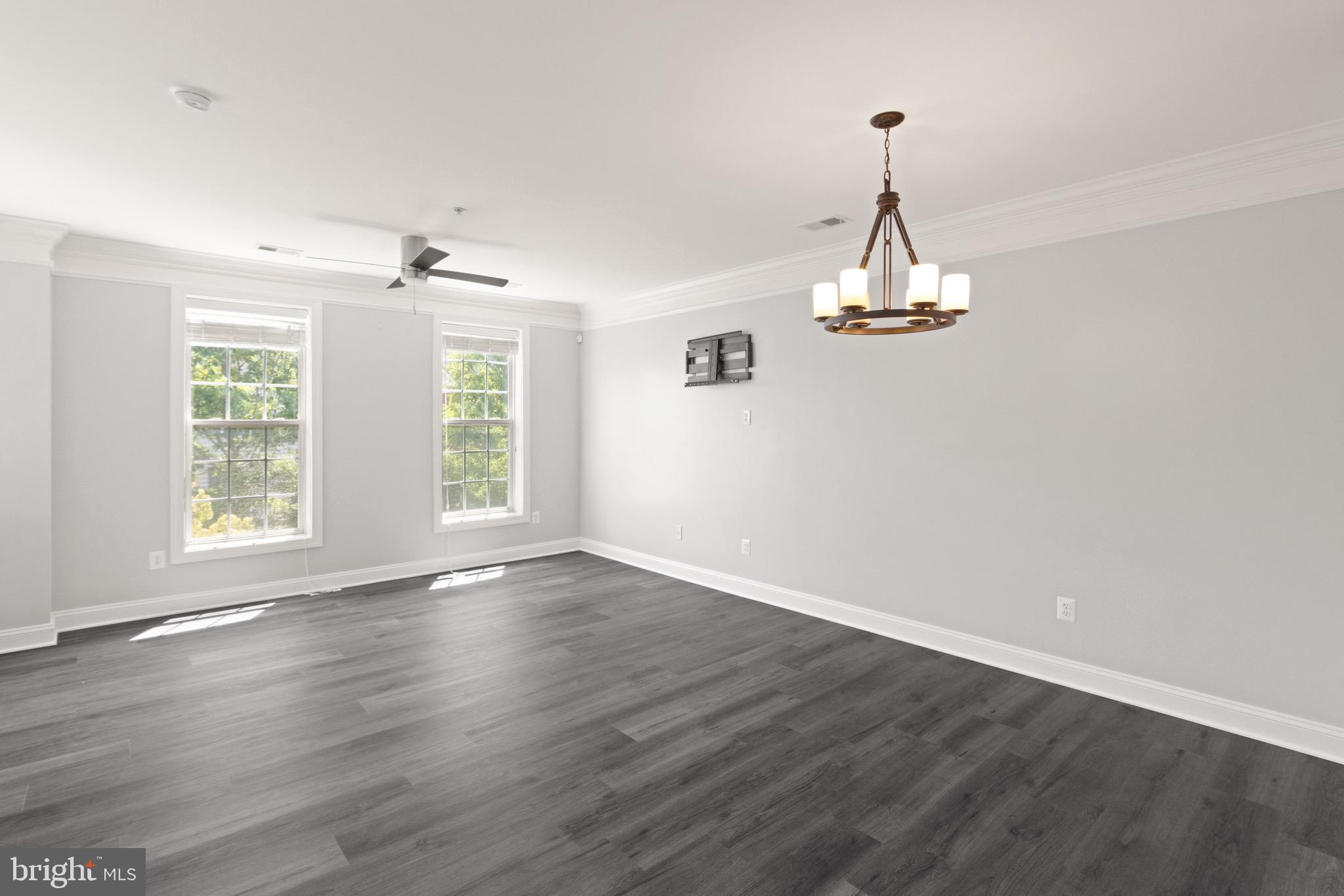 POTOMAC CLUB - Residential