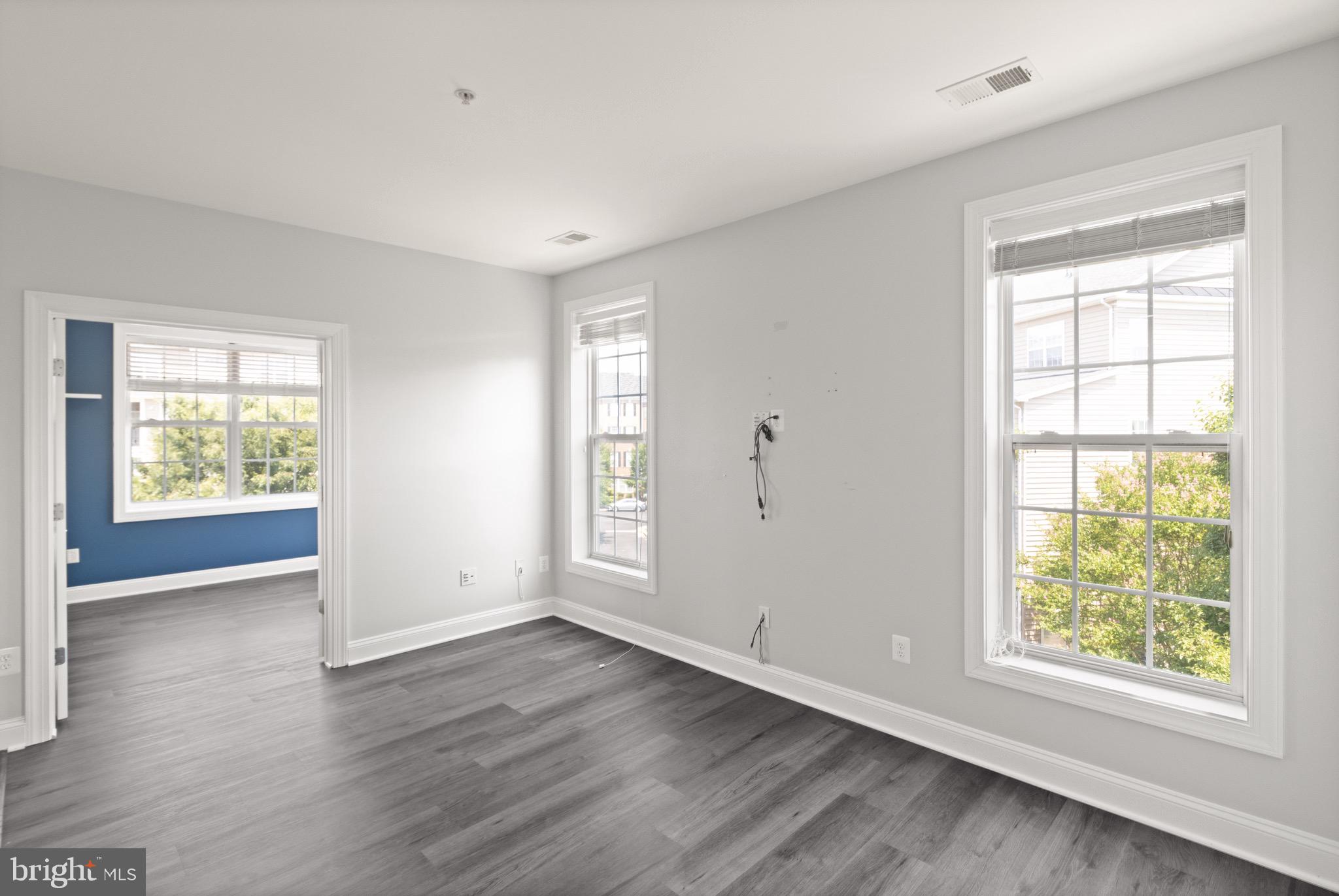 POTOMAC CLUB - Residential