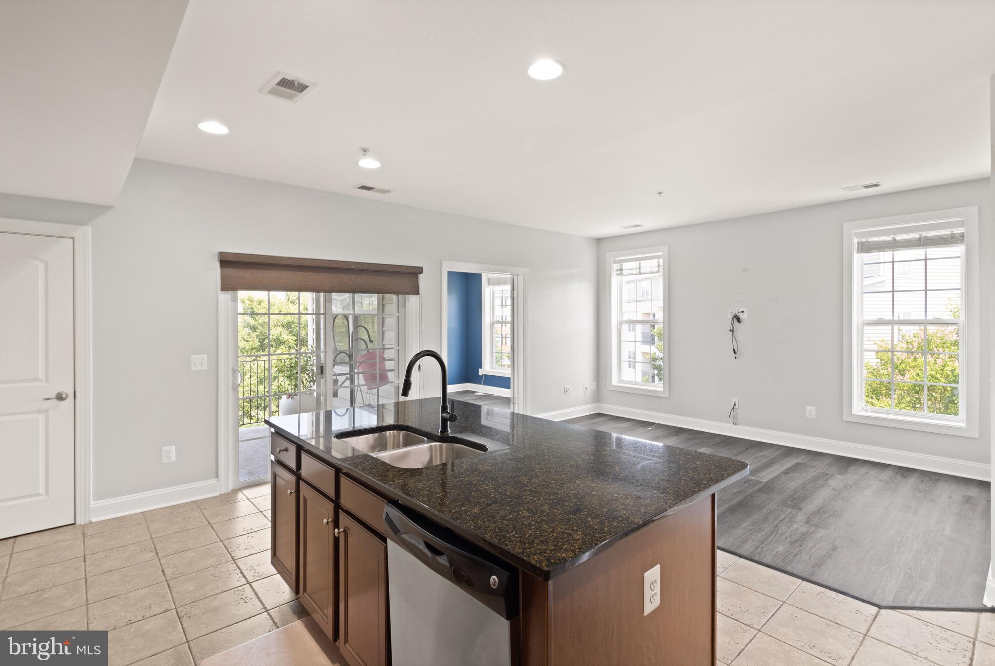 POTOMAC CLUB - Residential