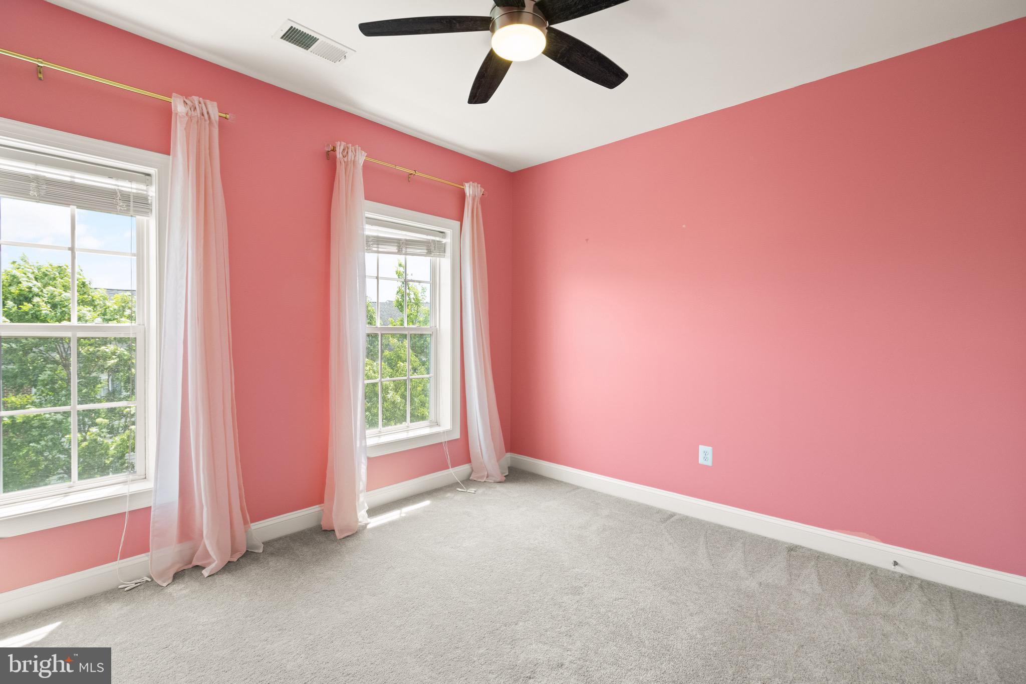 POTOMAC CLUB - Residential