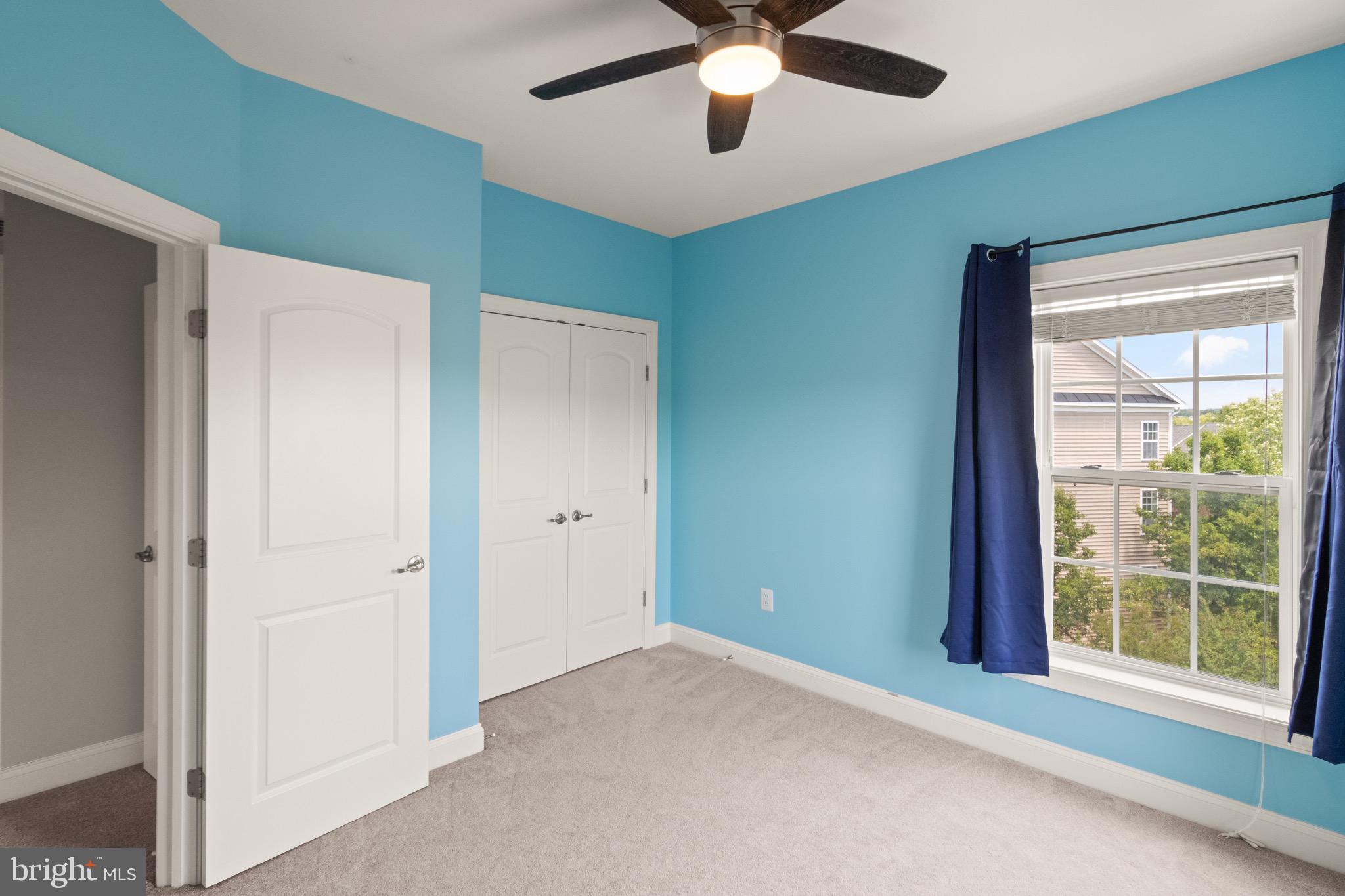 POTOMAC CLUB - Residential