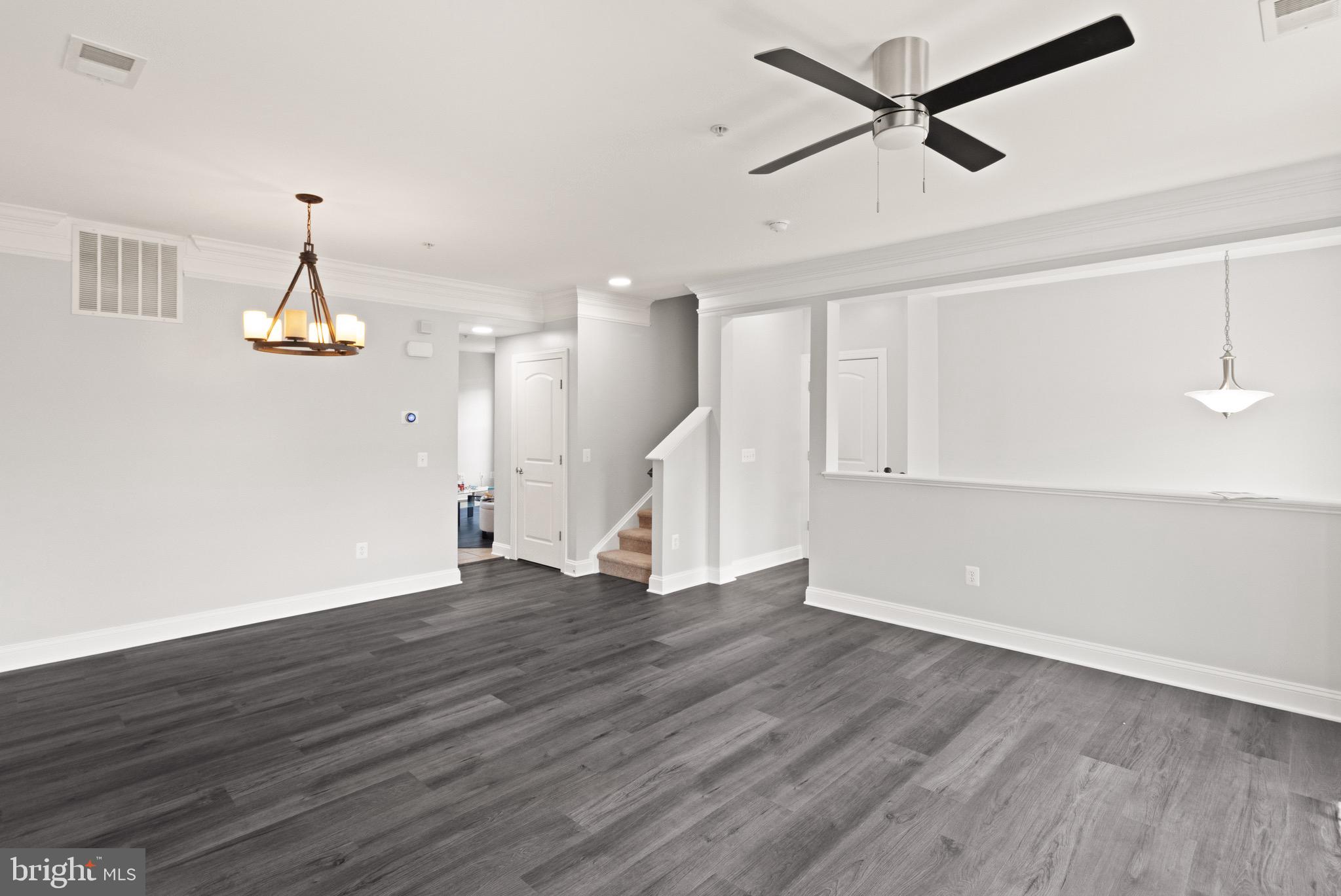 POTOMAC CLUB - Residential