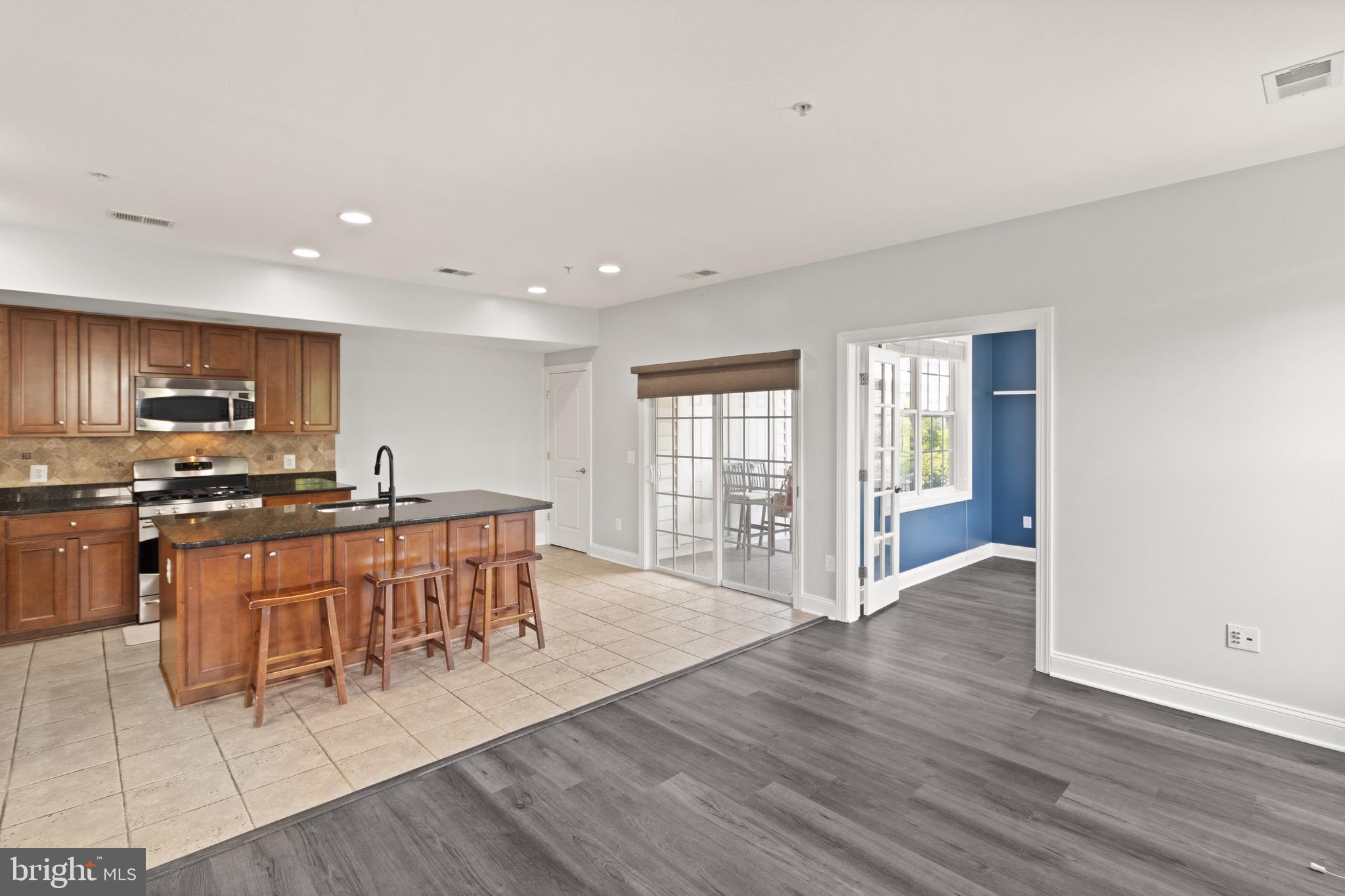 POTOMAC CLUB - Residential