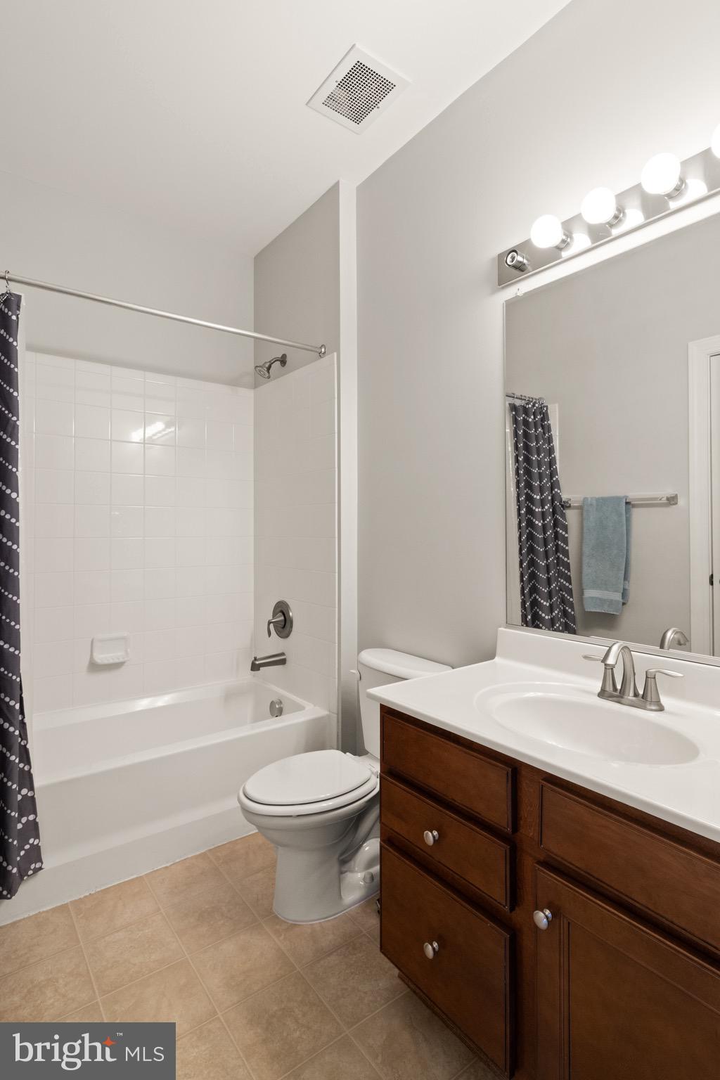 POTOMAC CLUB - Residential