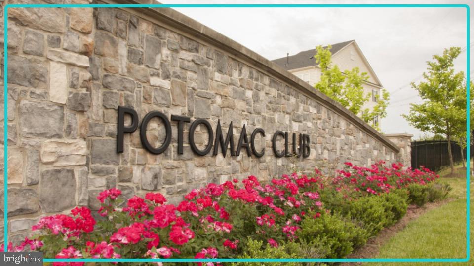 POTOMAC CLUB - Residential