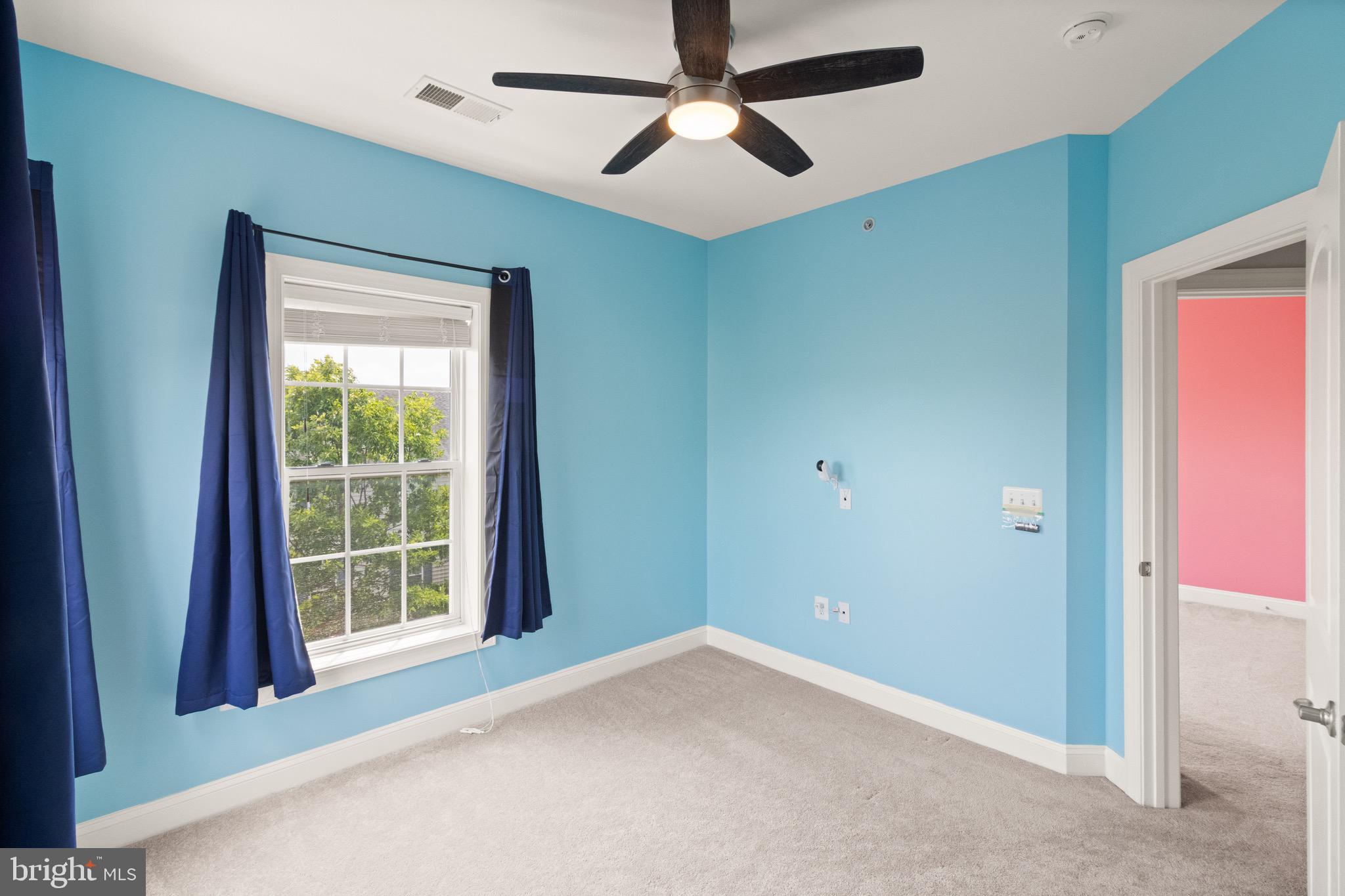 POTOMAC CLUB - Residential
