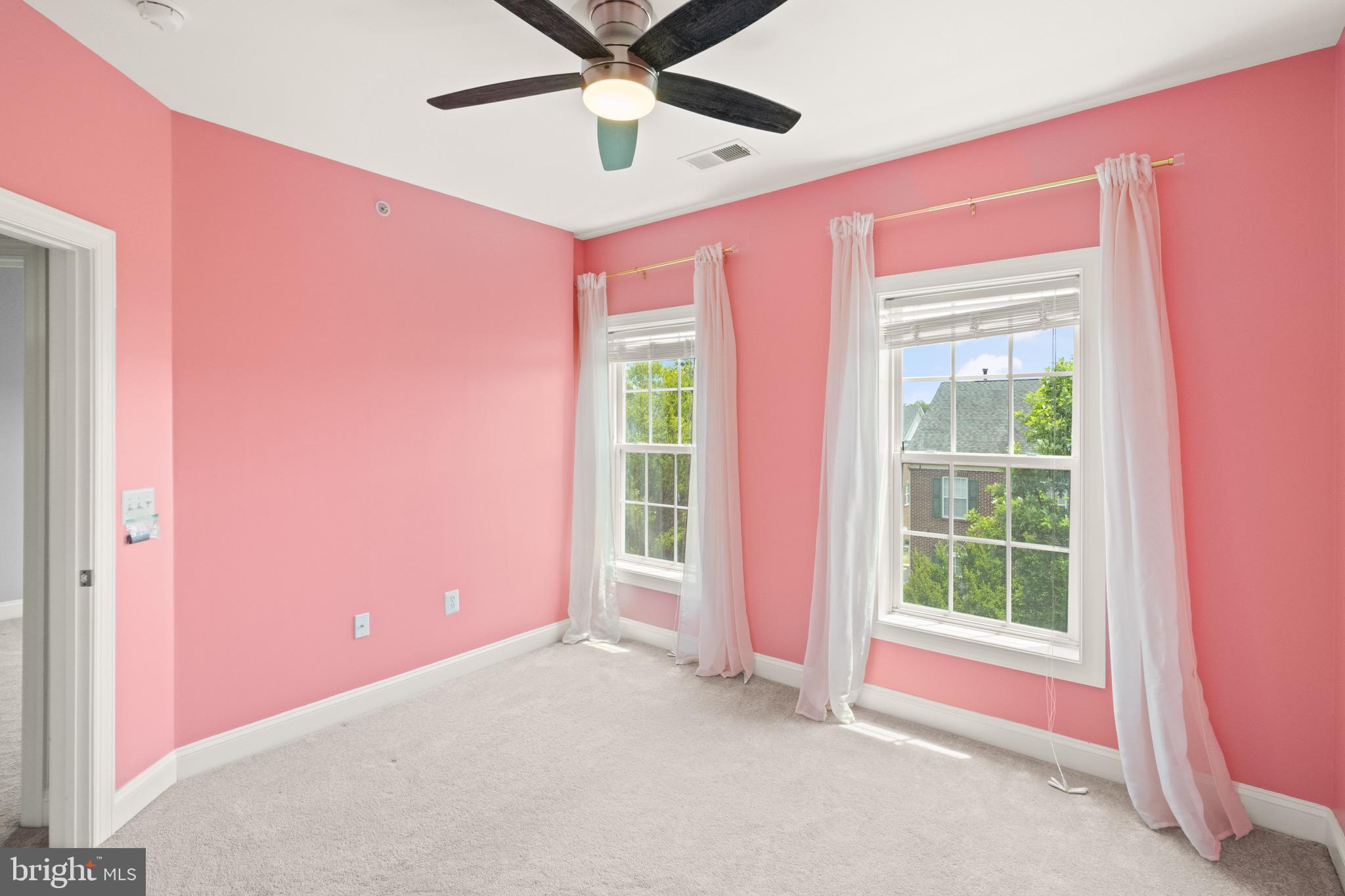 POTOMAC CLUB - Residential