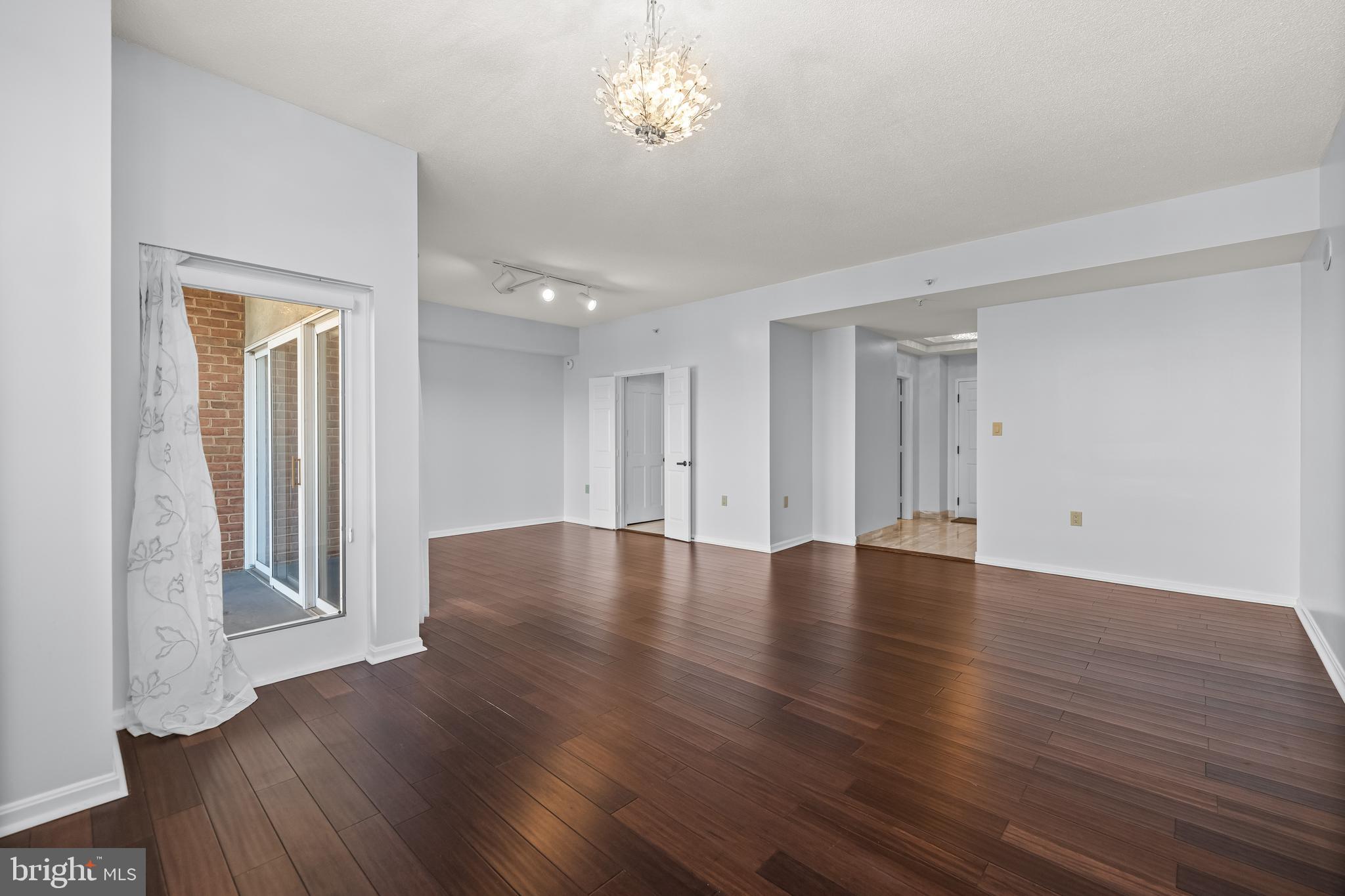 TUSCANY-CANTERBURY - Residential