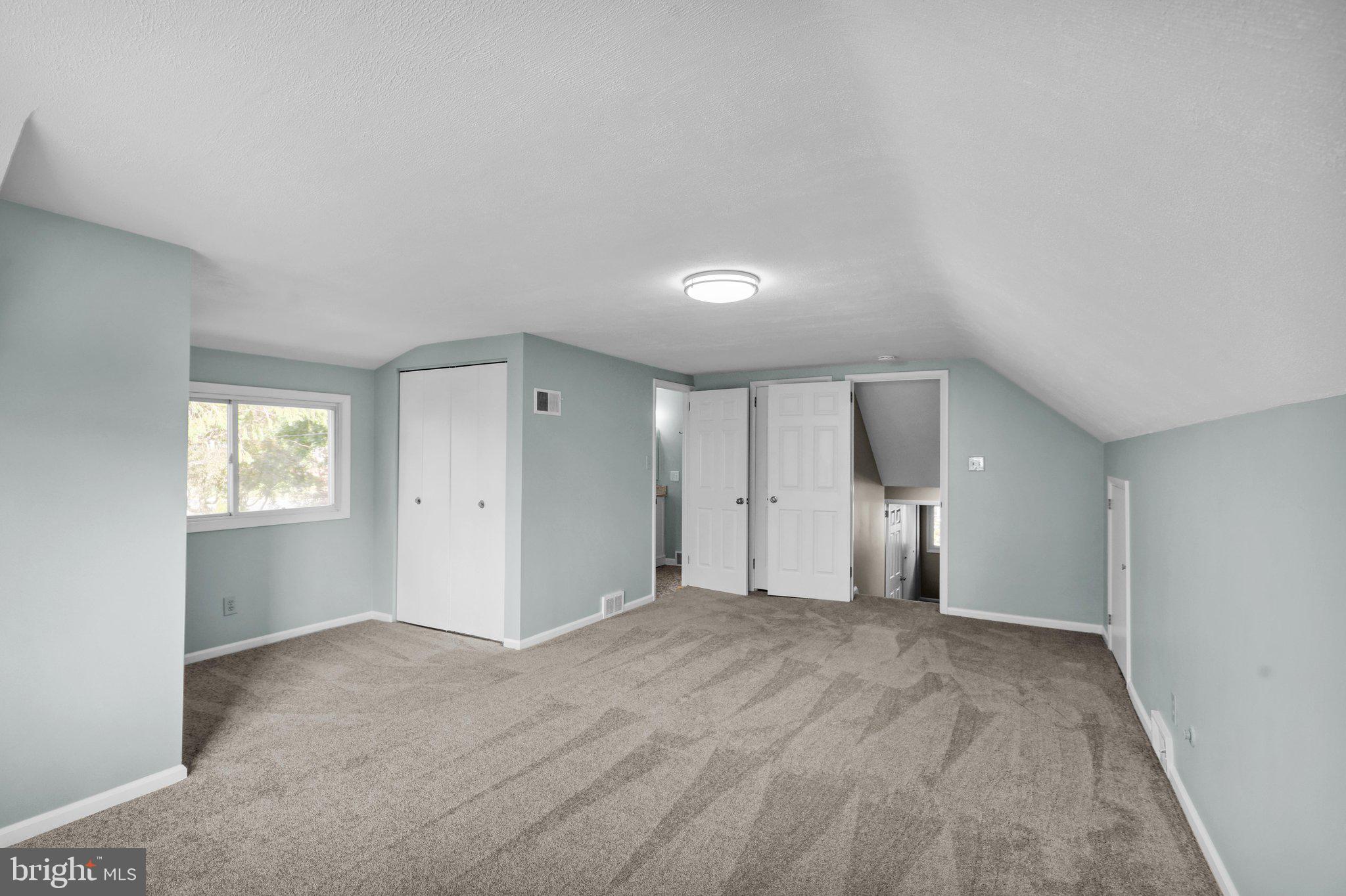 WHITFIELD - Residential