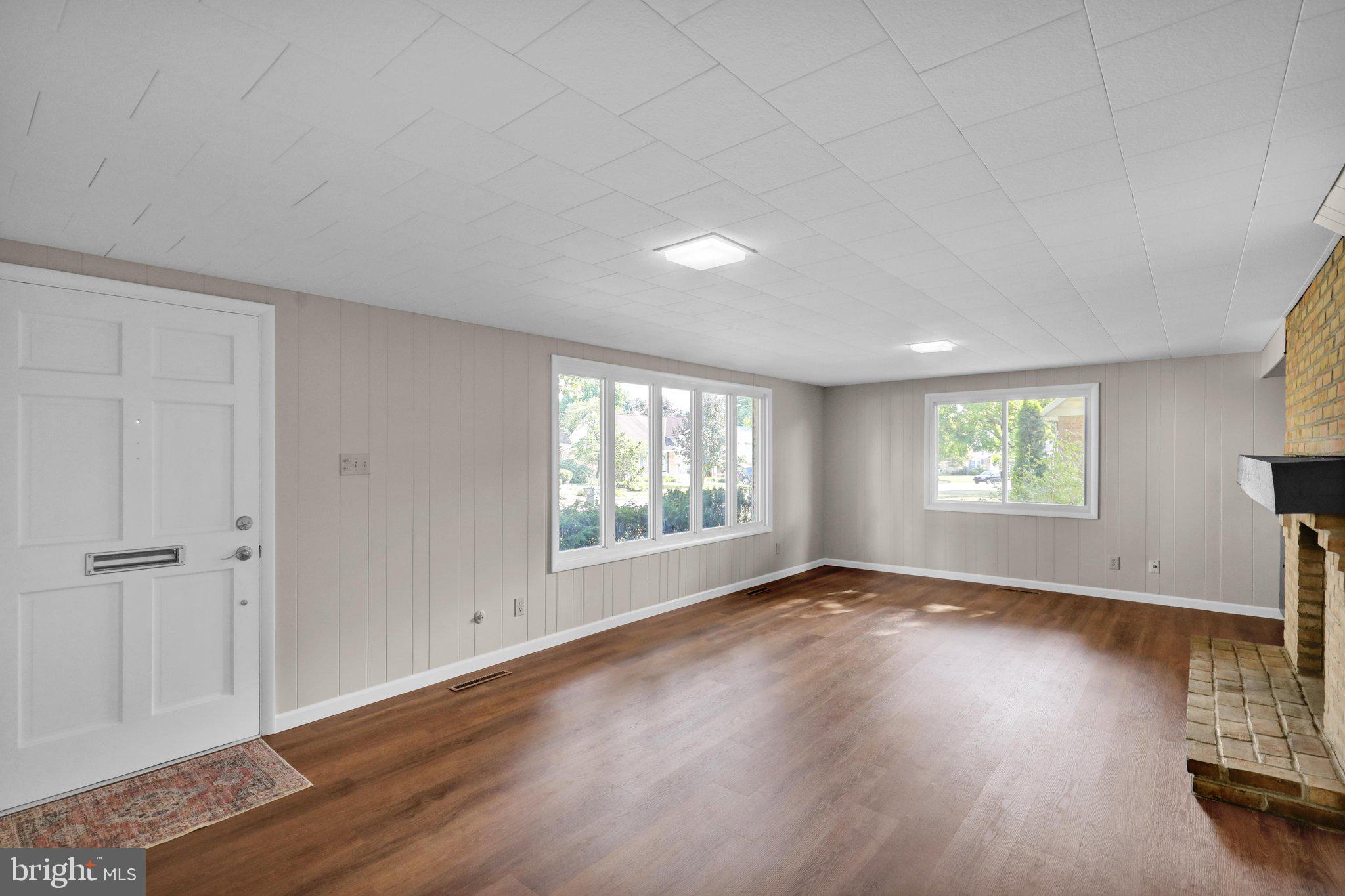 WHITFIELD - Residential