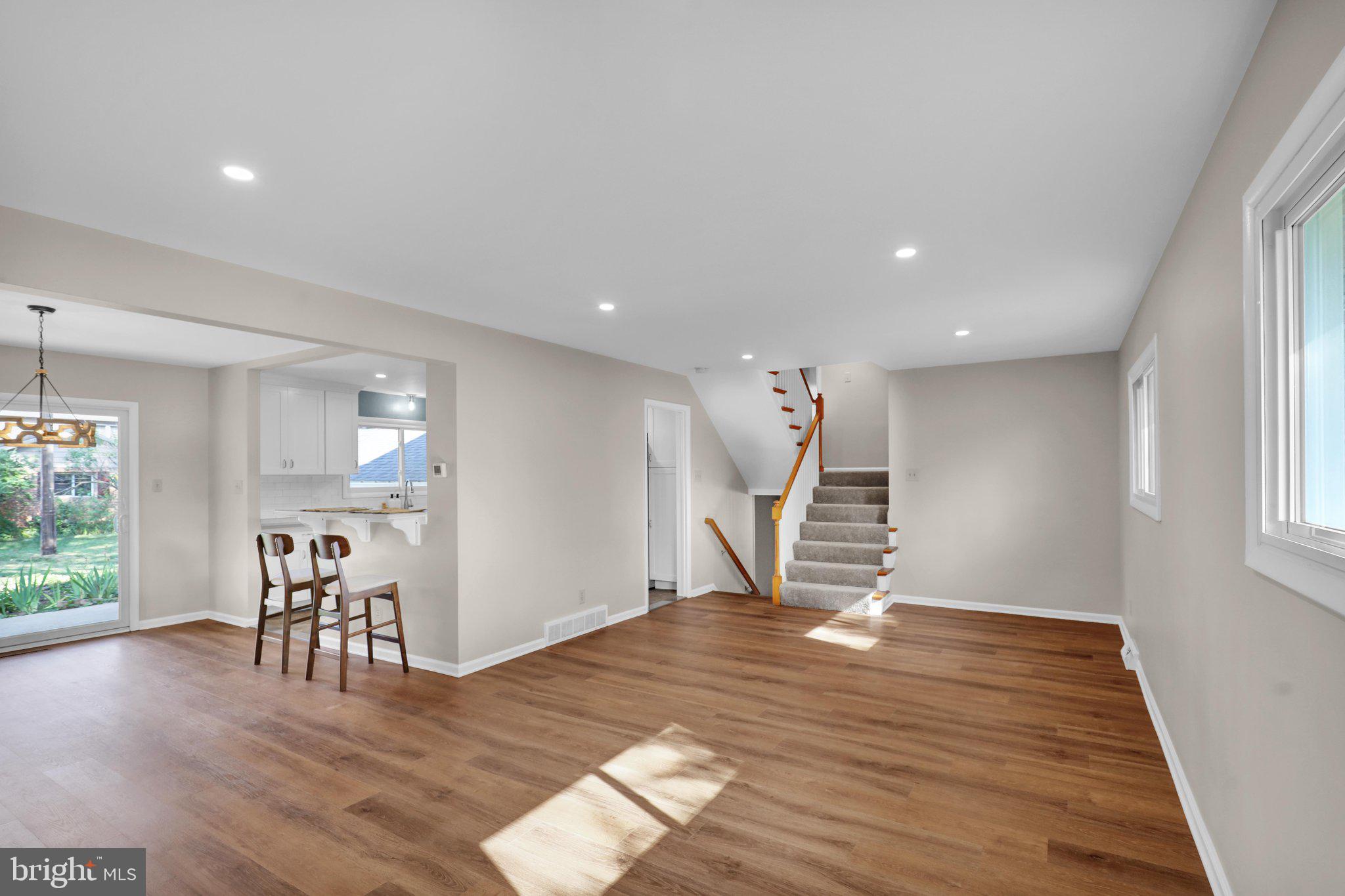 WHITFIELD - Residential