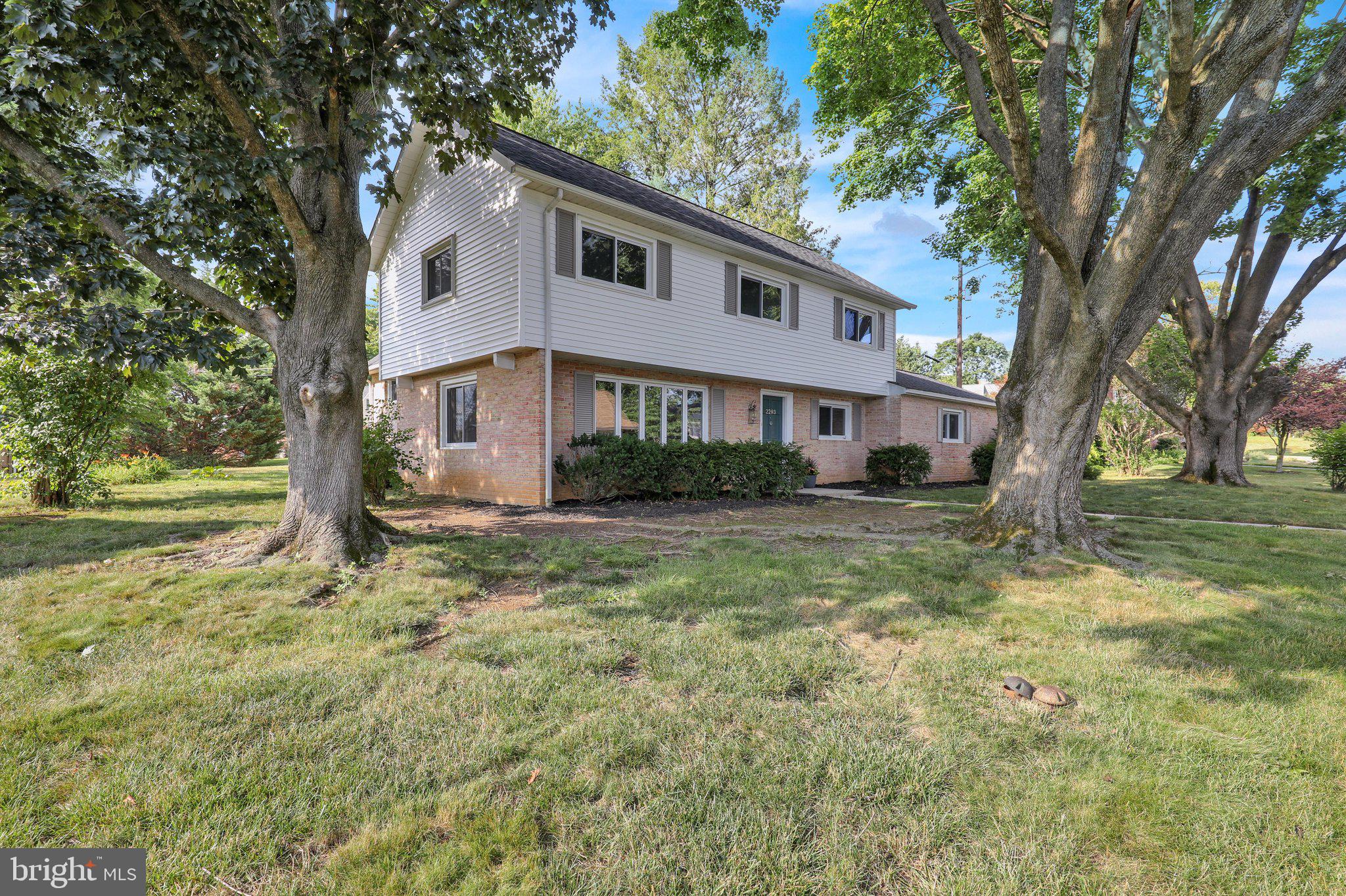 WHITFIELD - Residential