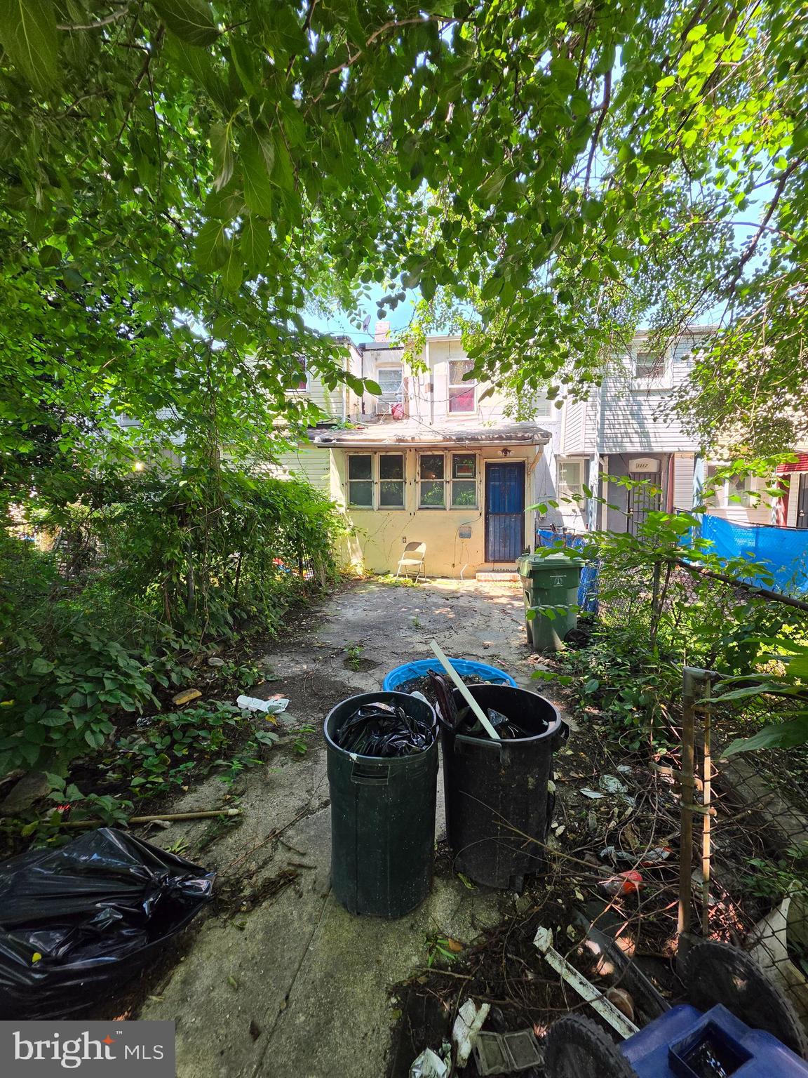 SANDTOWN-WINCHESTER - Residential