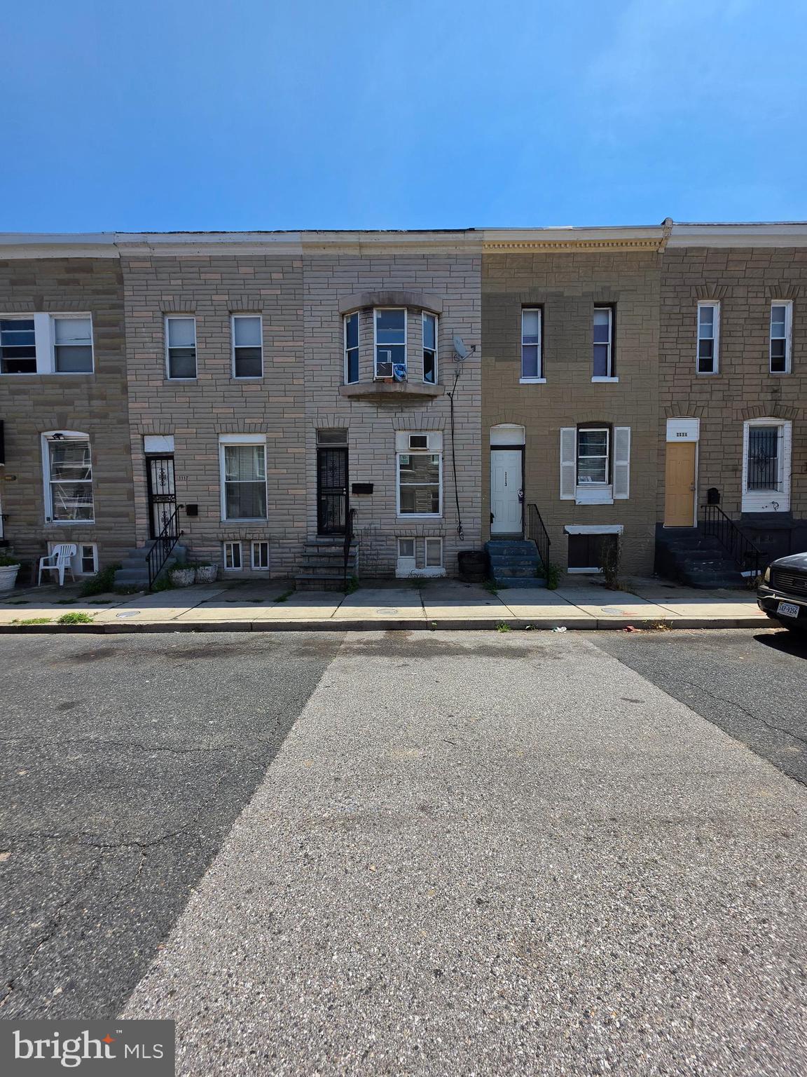 SANDTOWN-WINCHESTER - Residential