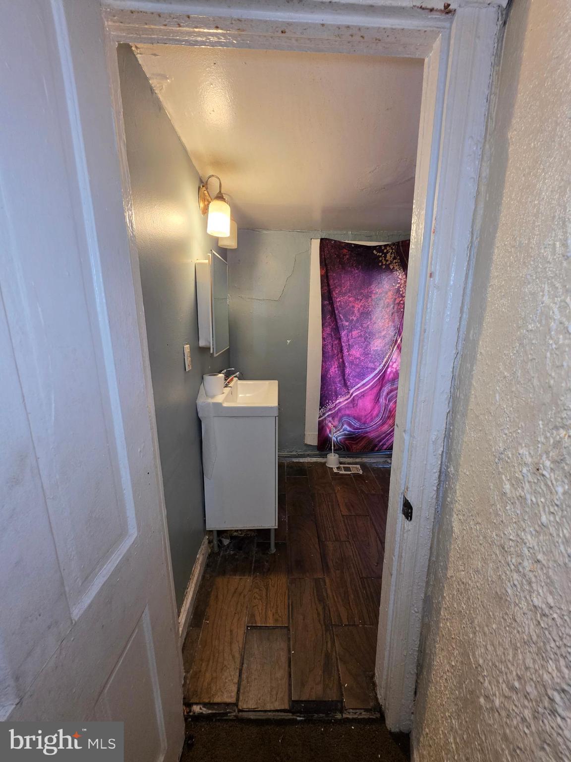 SANDTOWN-WINCHESTER - Residential