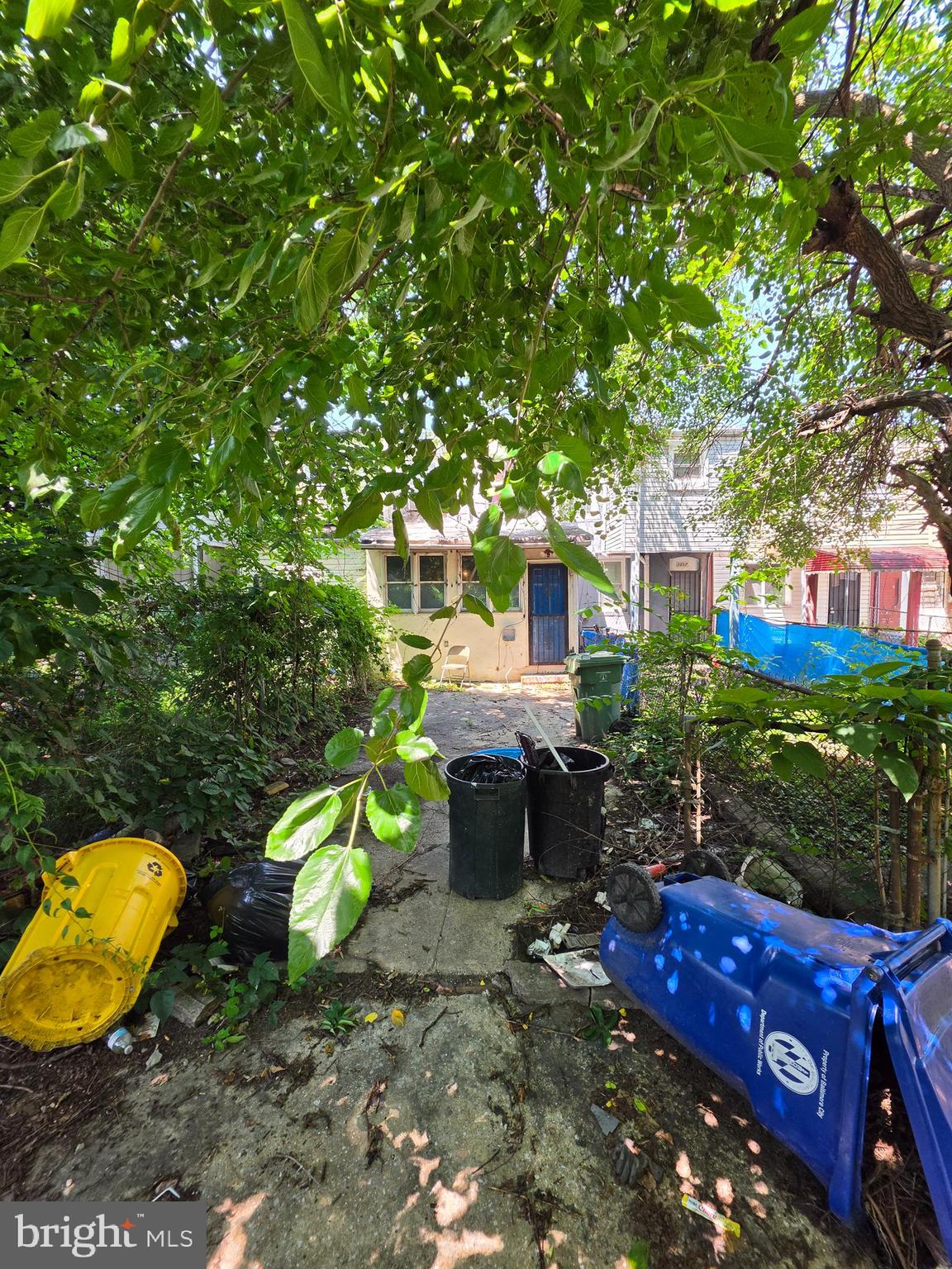 SANDTOWN-WINCHESTER - Residential