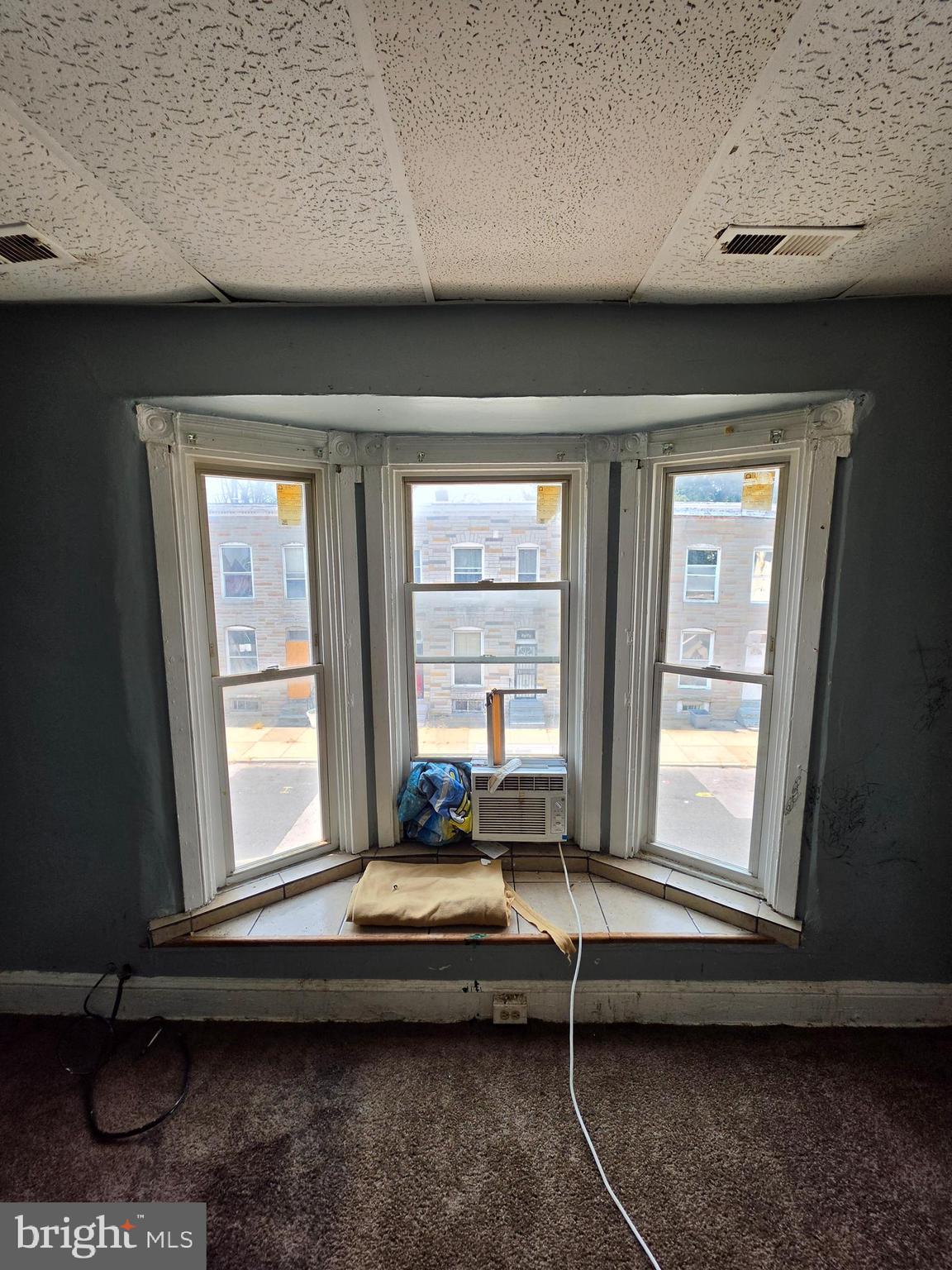 SANDTOWN-WINCHESTER - Residential