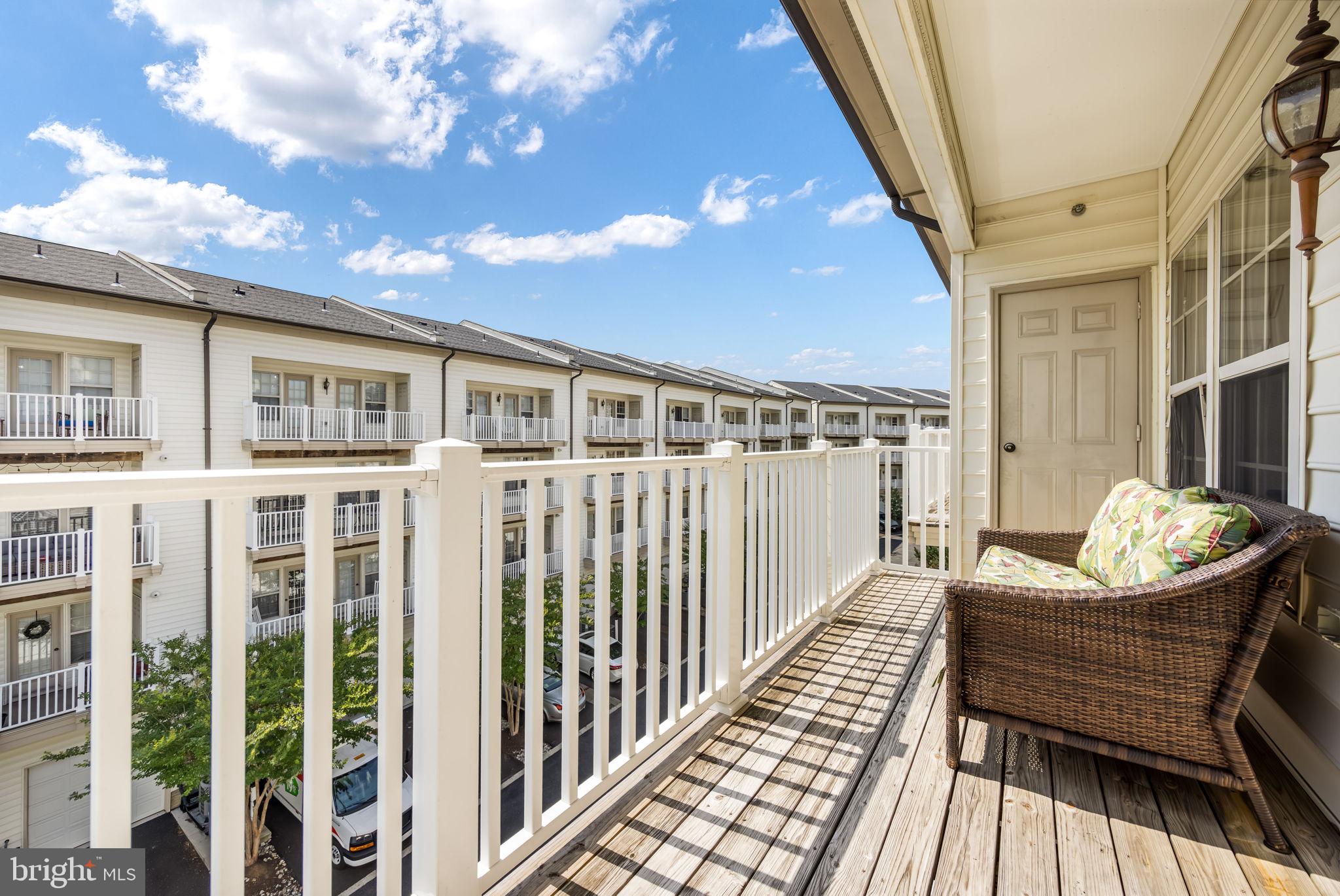MADISON CRESCENT CONDOMINIUM - Residential