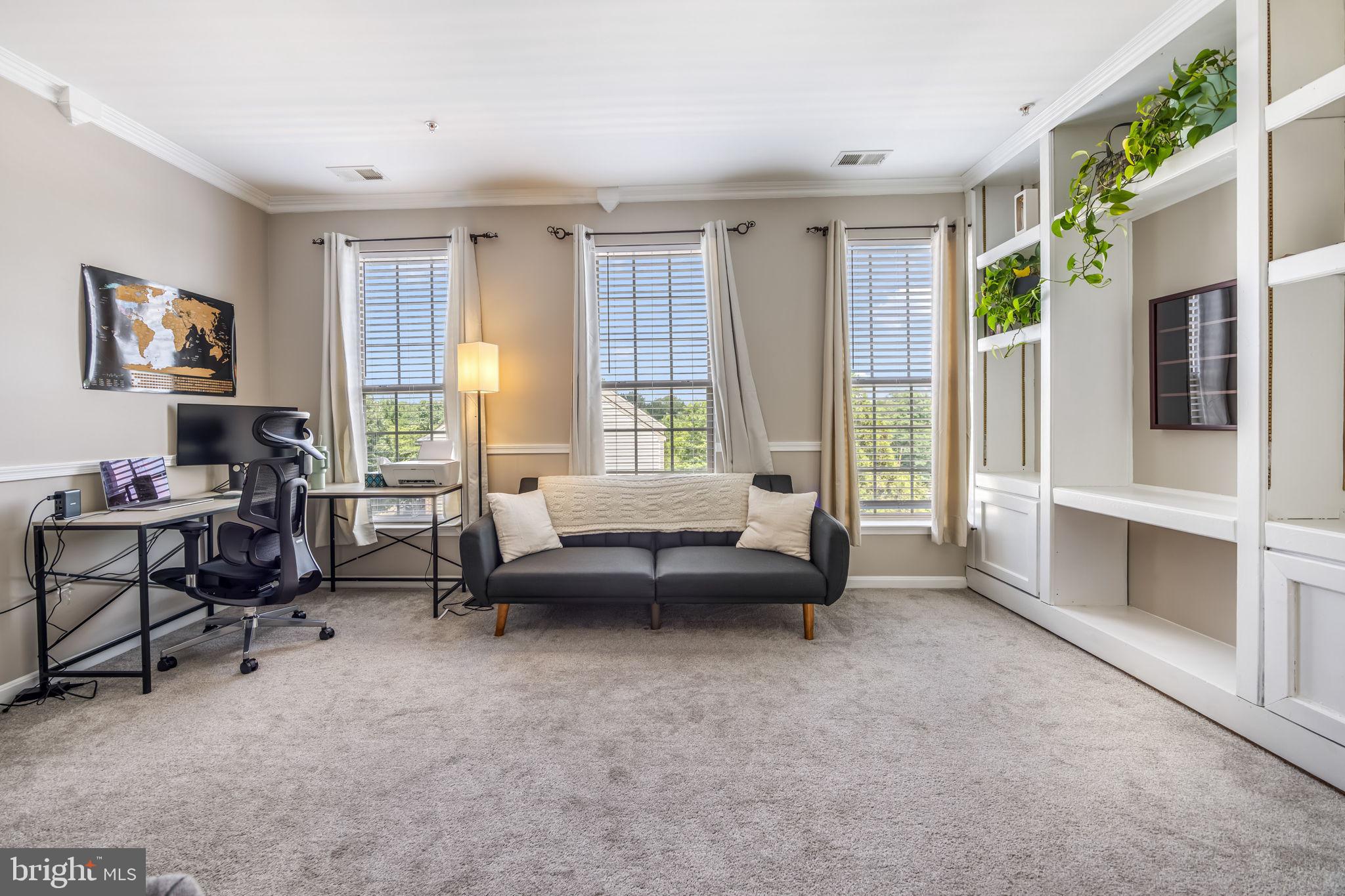 MADISON CRESCENT CONDOMINIUM - Residential