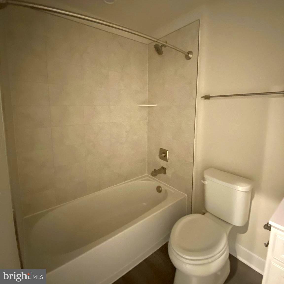 ARCOLA TOWN CENTER CONDO - Residential Lease