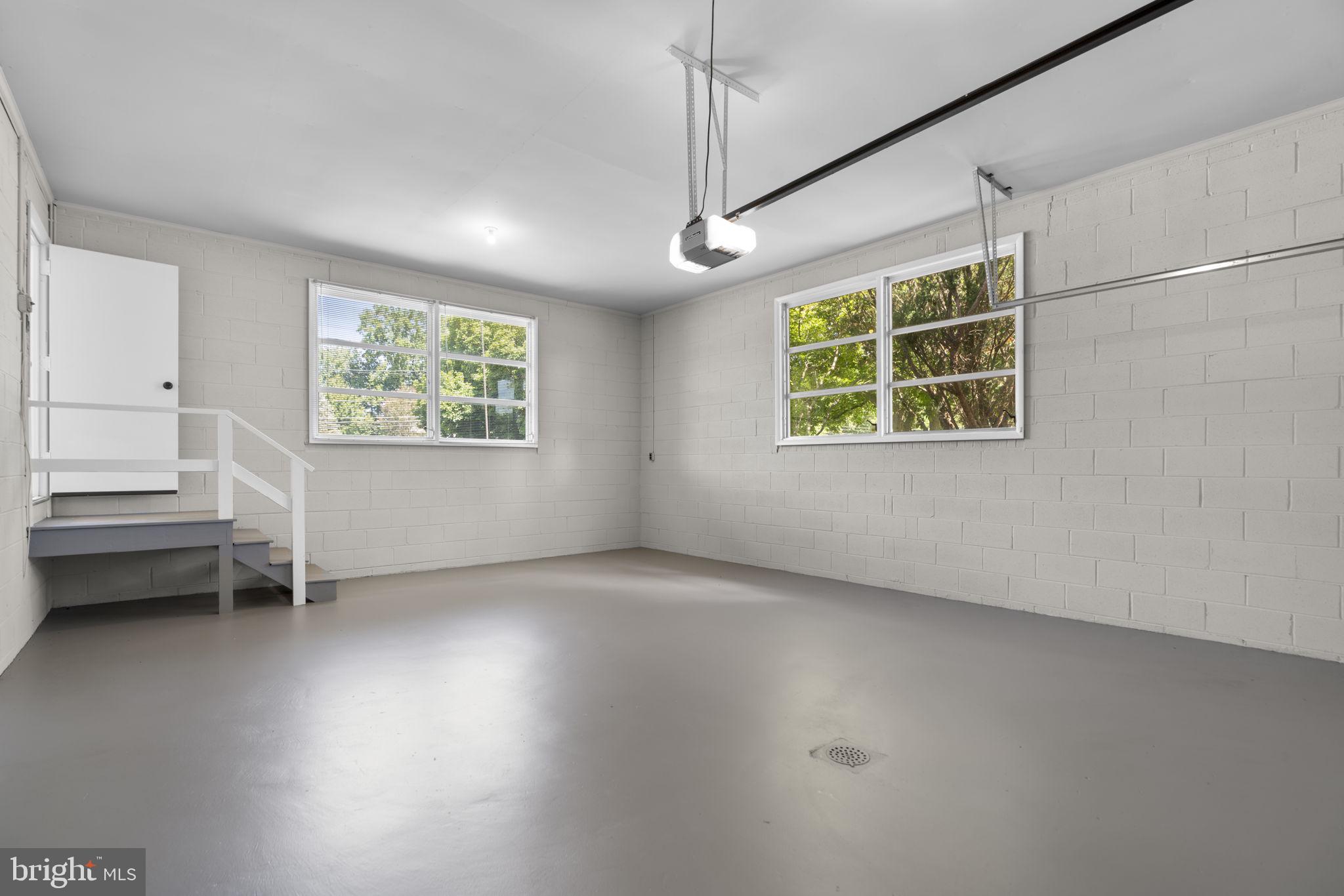 OLNEY OUTSIDE - Residential