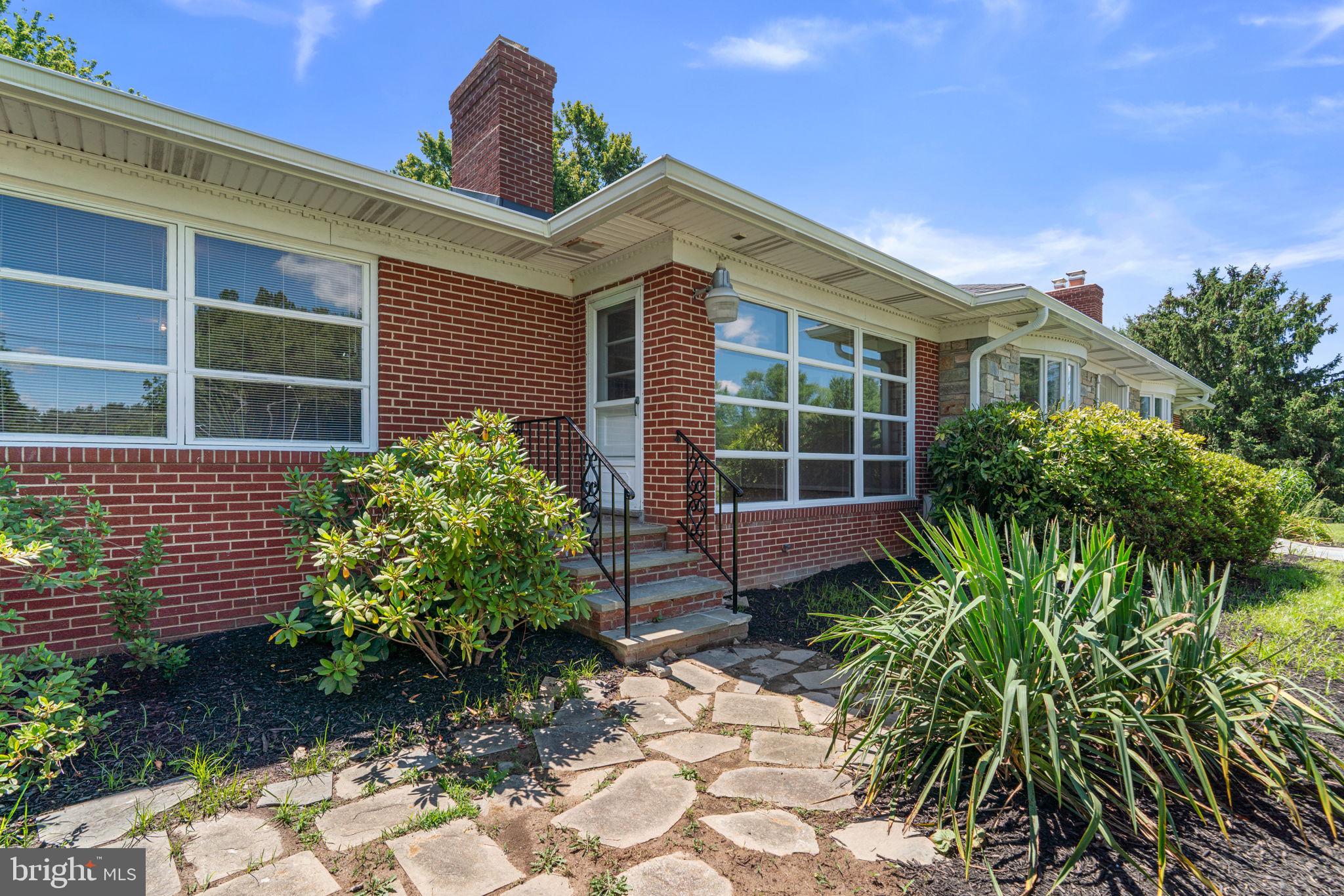 OLNEY OUTSIDE - Residential
