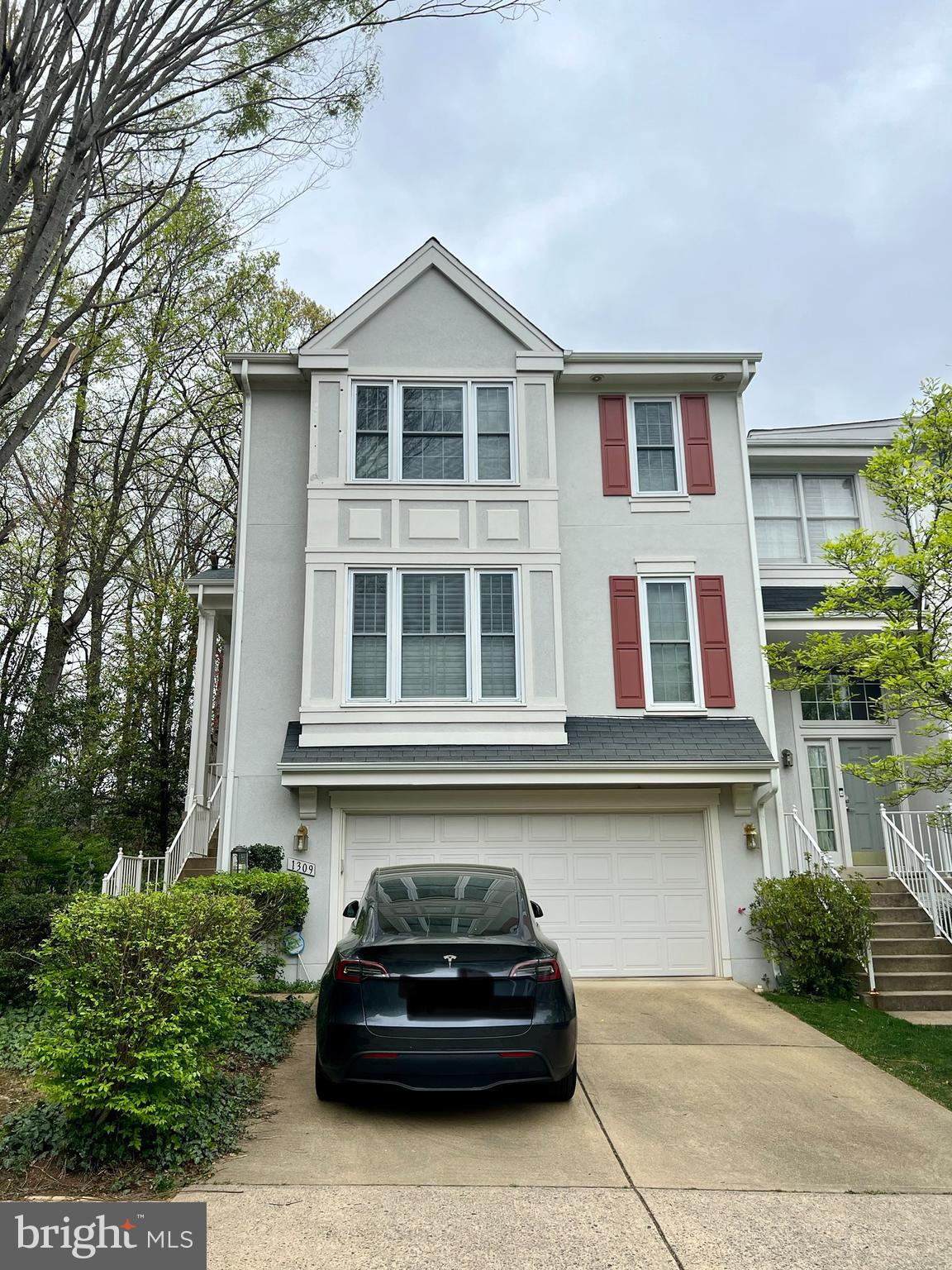 Fantastic Expansive End-unit 3BR + Loft, 3FB, 2HB, 2-car garage situated on quiet & quaint street of prime North Reston! Enter main level with hardwood floors, neutral paint tones & lots of sunlight throughout the many windows*Living room features sliding glass doors to deck & decorative only fireplace as you walk to dining room with private treed views*Kitchen is updated with granite counters, ample cabinetry & stainless steel appliances + bay window bumpout for table space & patio door leading to deck*Upper level features large primary bedroom with full ensuite bathroom + 2 additional nicely sized bedrooms sharing second full bathroom*Loft  upper level with hardwood floors is perfect space for in-office or study*Expansive rec room on lower level with full bathroom & wetbar*Deck steps down to backyard in a park-like setting*Located in the heart of Reston, with easy access to shopping, dining, & trails, this townhouse offers the best of modern living*Quick access to major roads & bike routes*Just a short commute to Reston Towne Center*Centrally located close to Reston Hospital, Lake Anne, Lake Fairfax, Roer’s Zoofari & Reston National Golf Course*A commuter's DREAM spot with easy access, right off of Fairfax County PKWY, Route 7 & Dulles Toll Road (267)*3 tv mounts + 3 tv's that are conveying as-is*