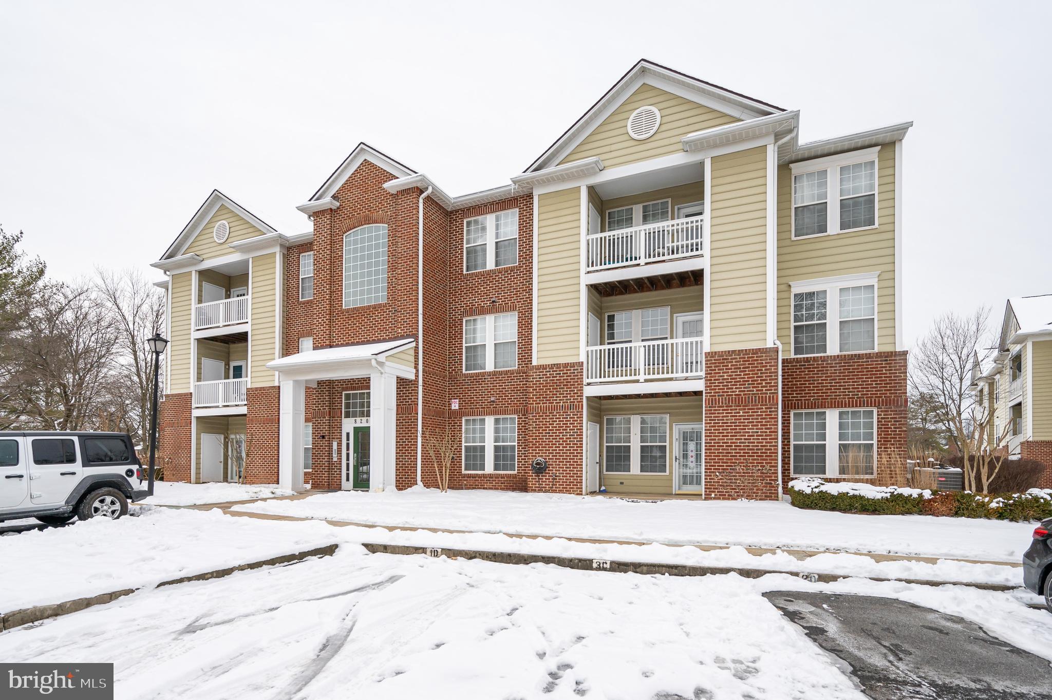 WATERSIDE - Residential