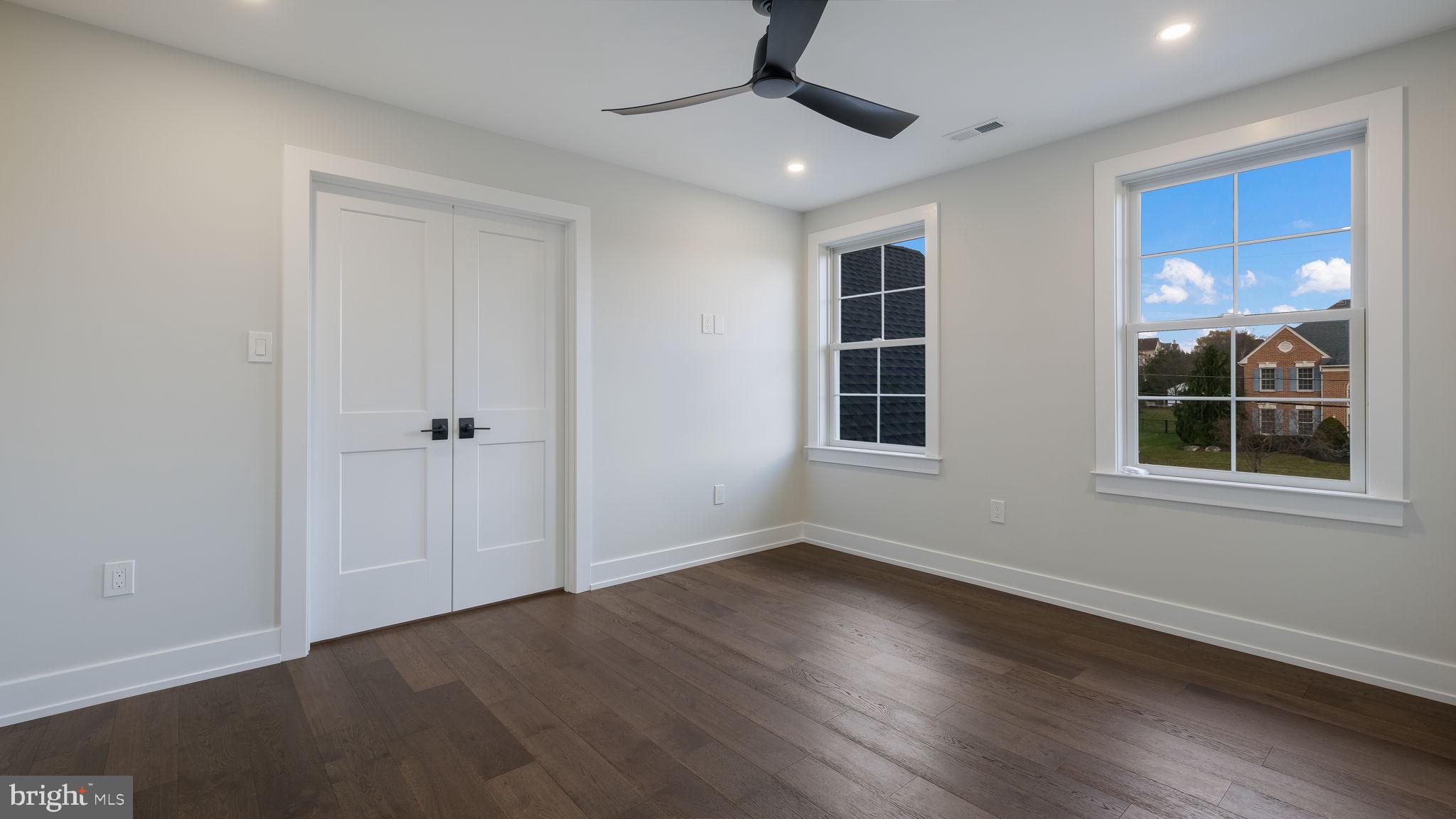 HAMPTON CROSSING - Residential