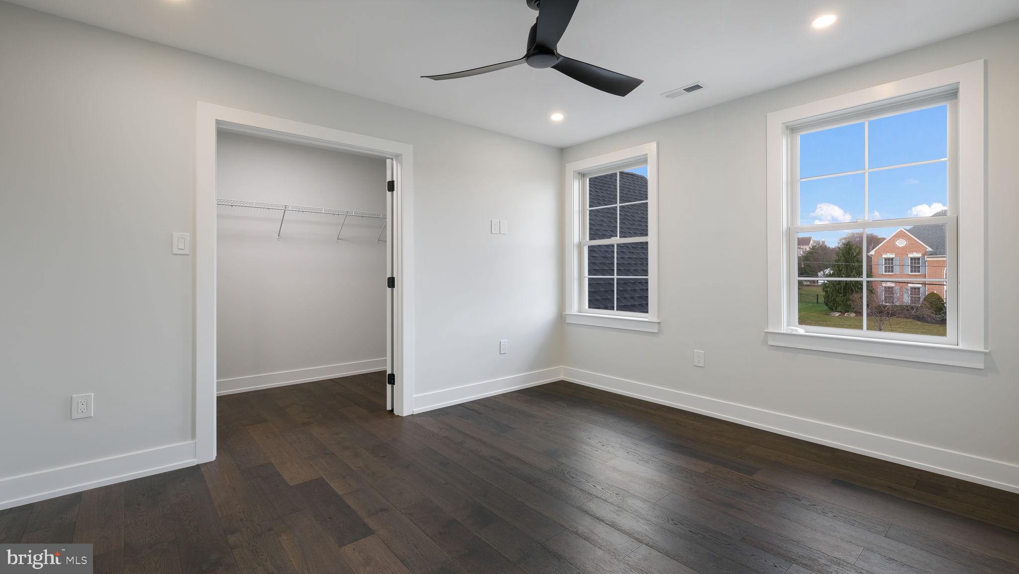 HAMPTON CROSSING - Residential