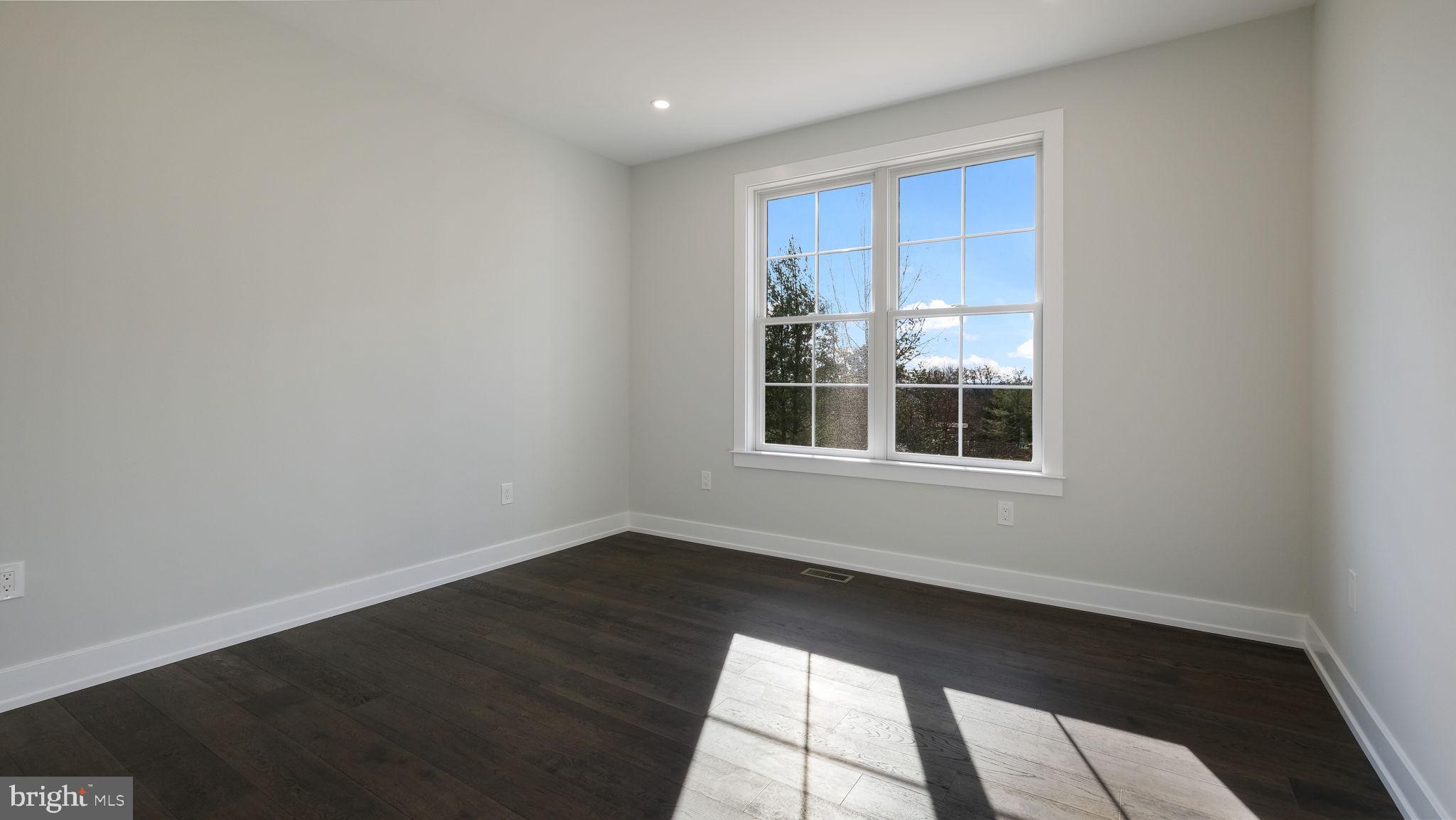 HAMPTON CROSSING - Residential