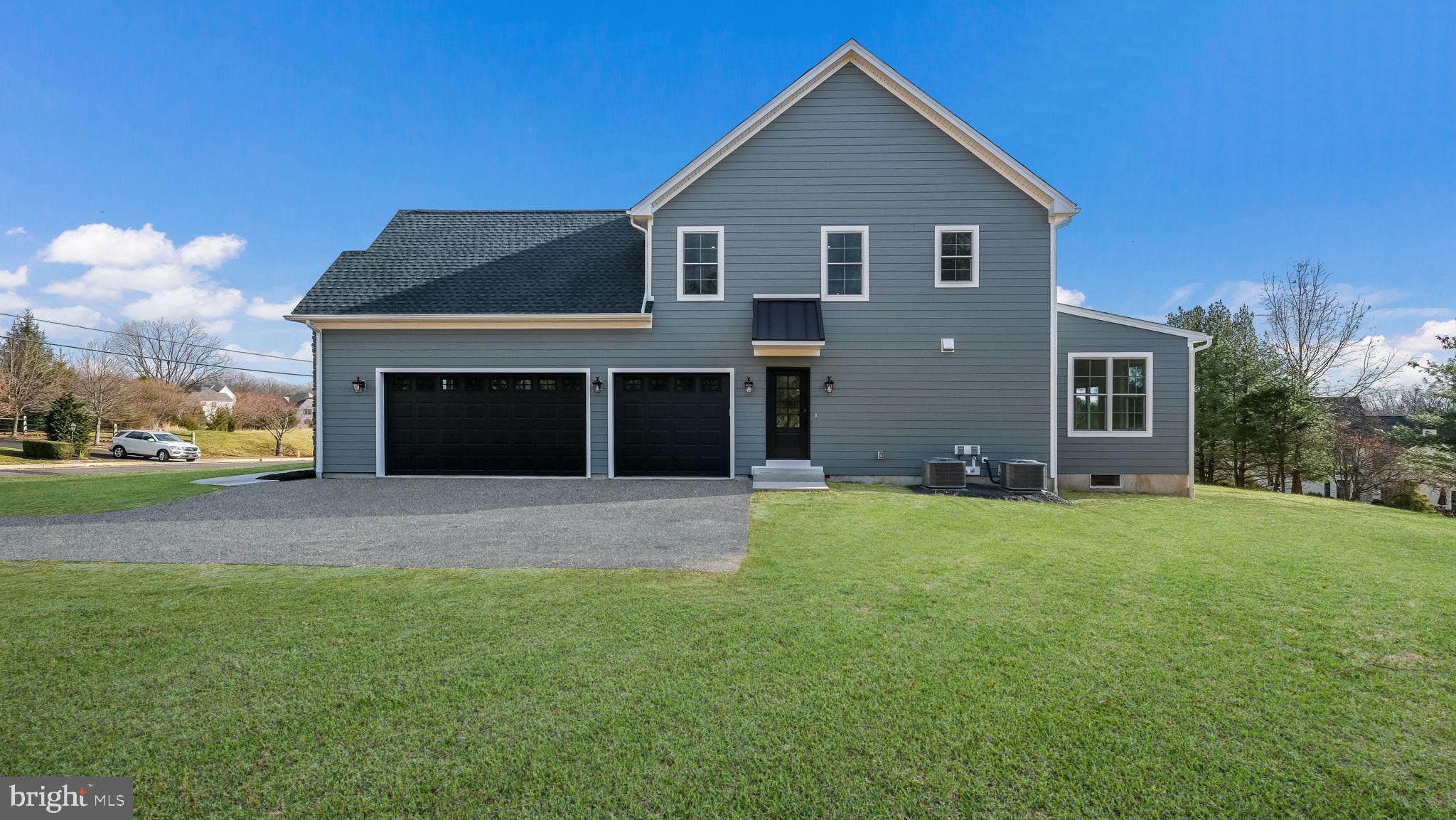 HAMPTON CROSSING - Residential