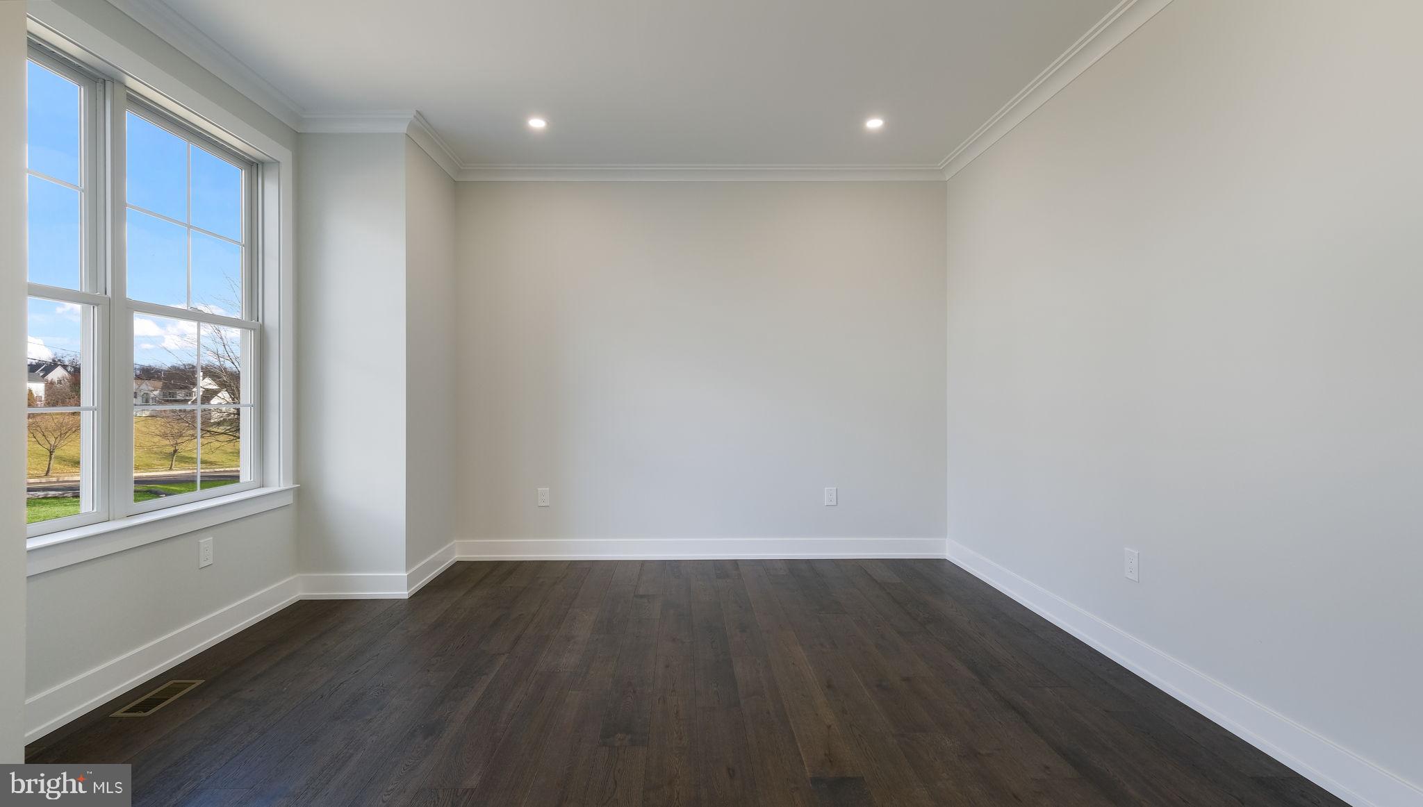 HAMPTON CROSSING - Residential