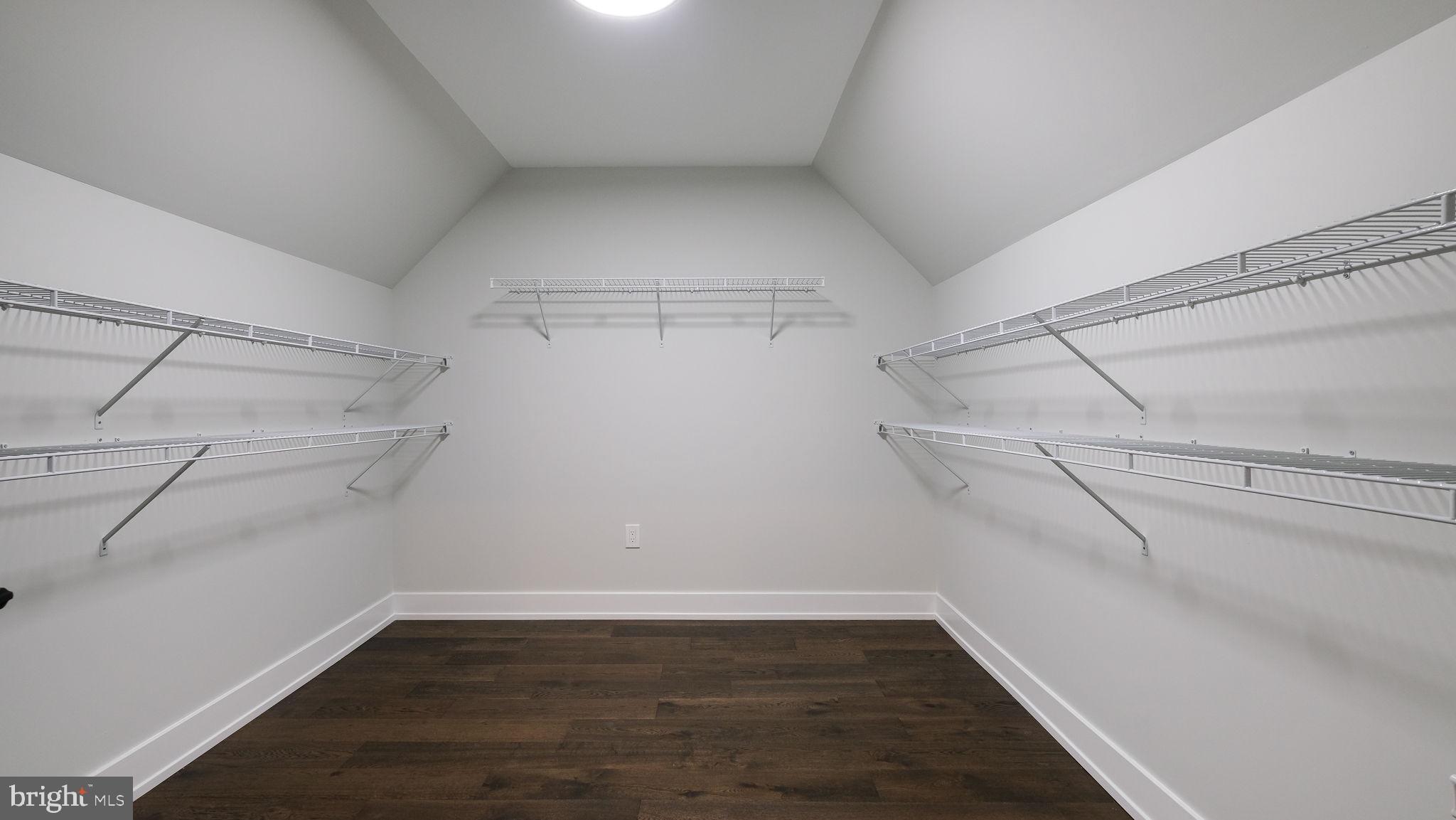 HAMPTON CROSSING - Residential