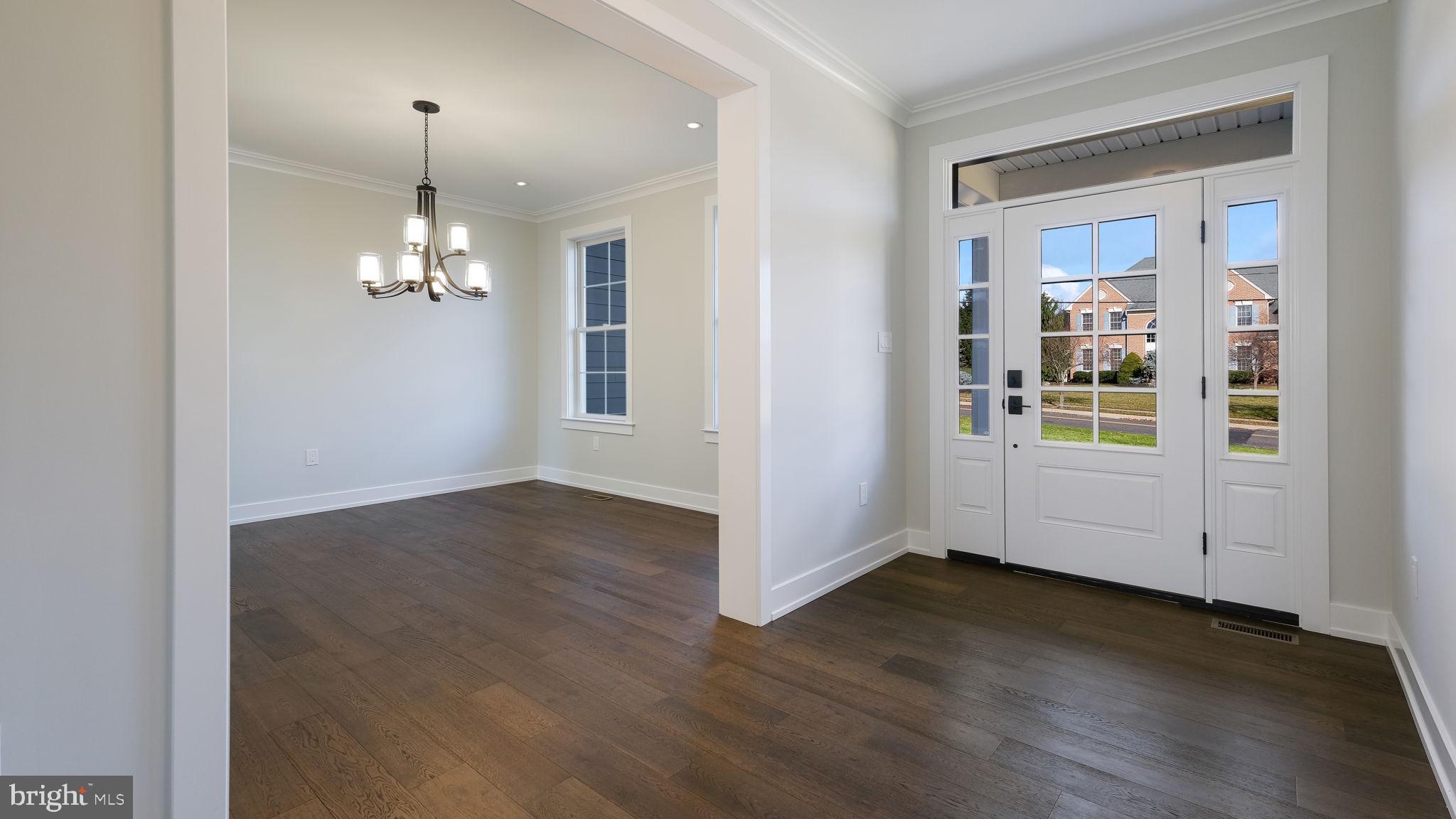 HAMPTON CROSSING - Residential