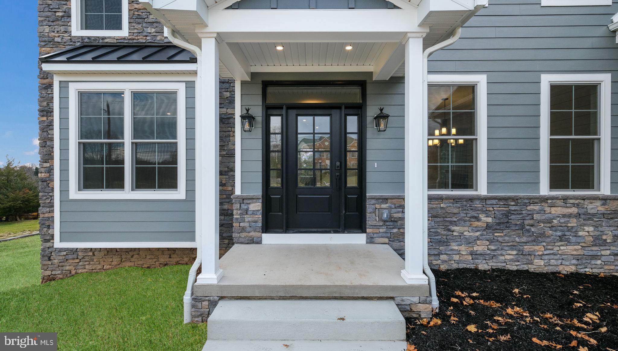 HAMPTON CROSSING - Residential