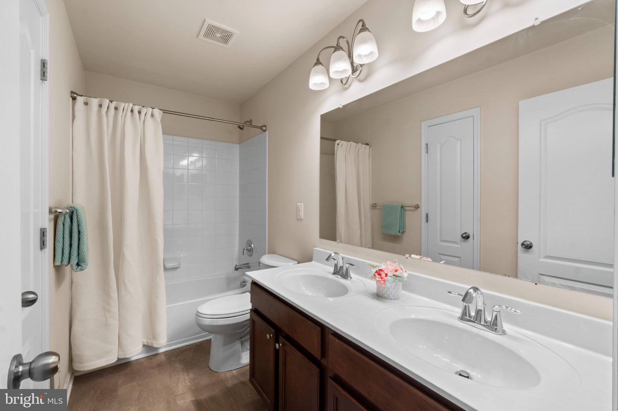 TANYARD SPRINGS - Residential