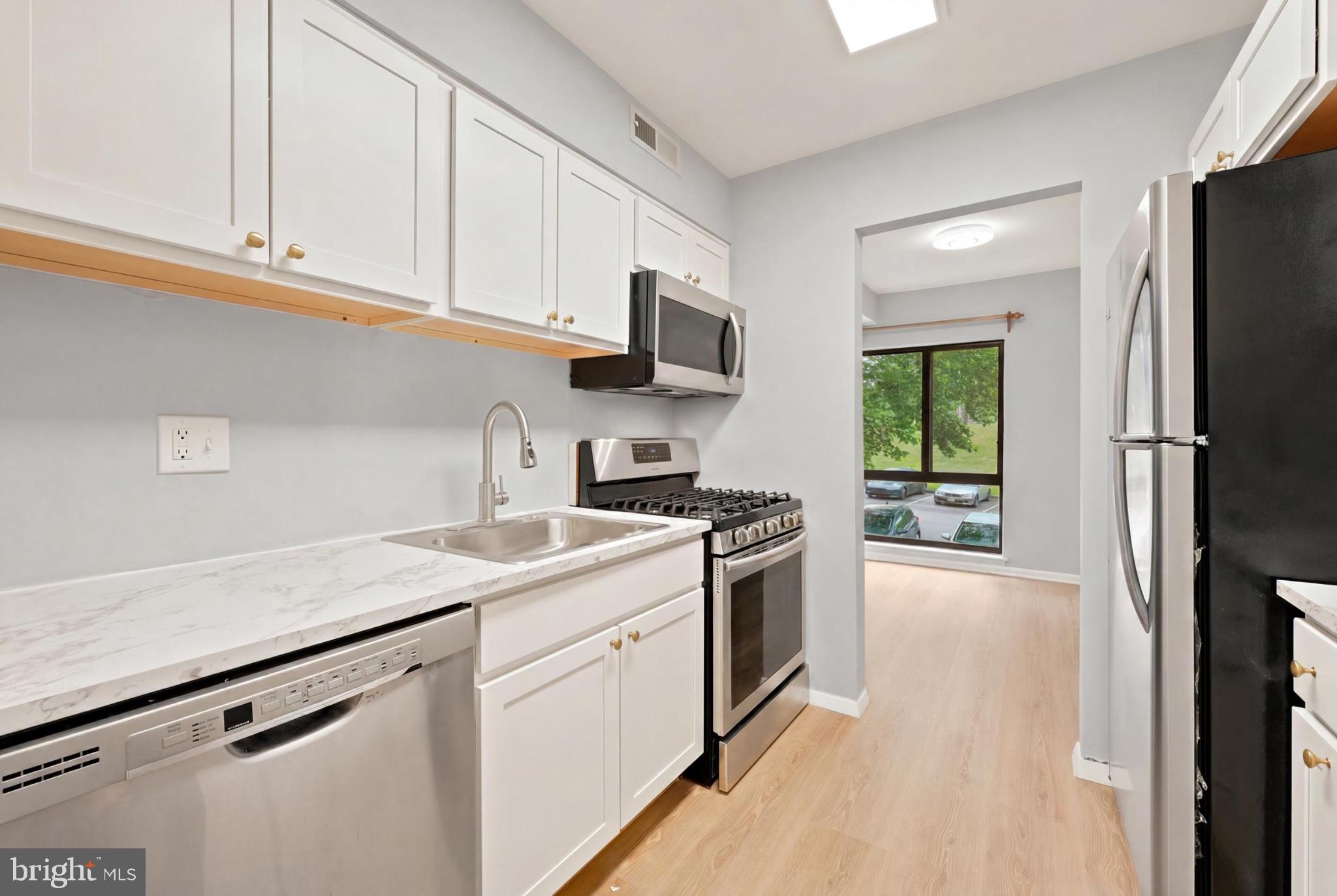 TREOVER CONDOMINIUM - Residential