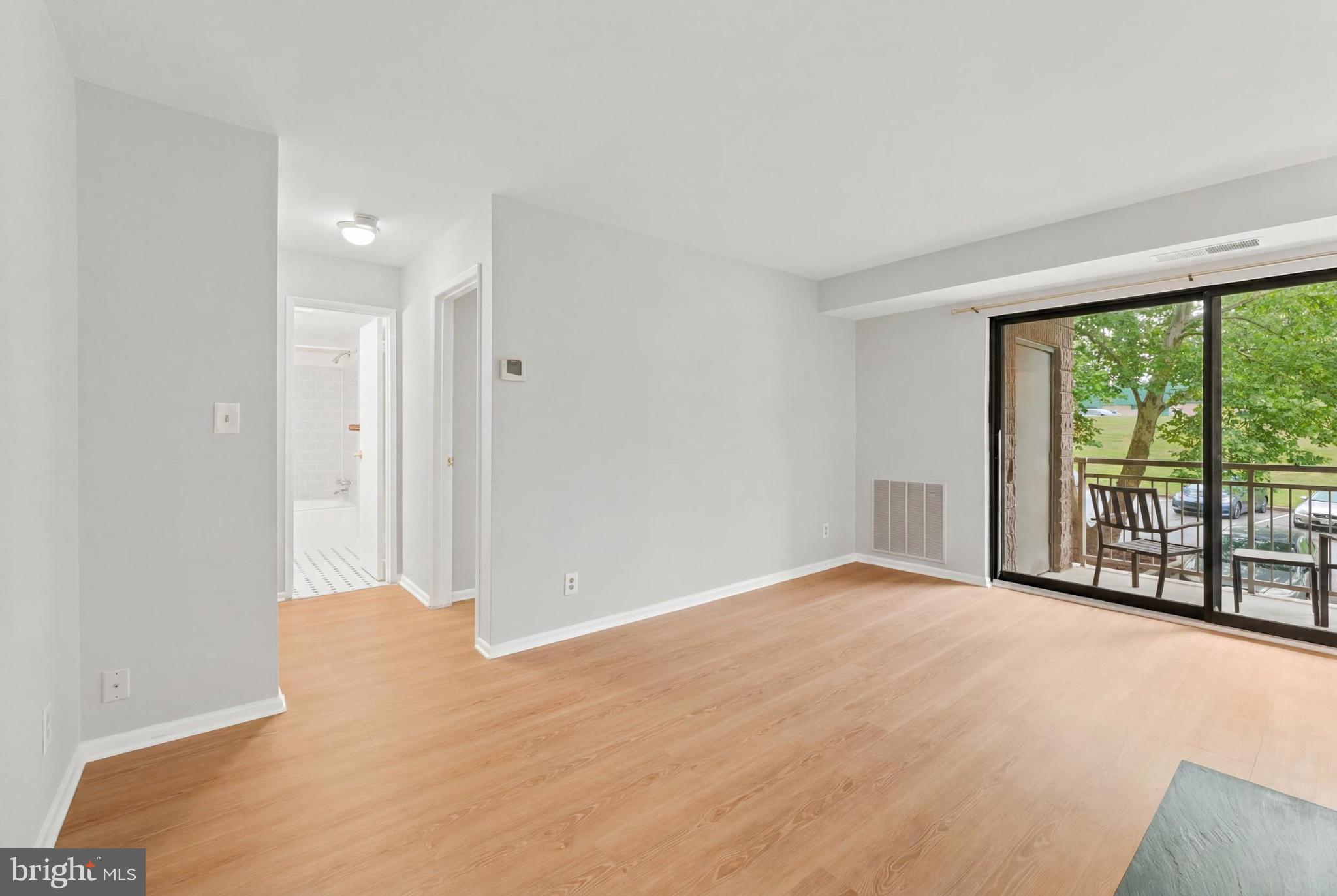 TREOVER CONDOMINIUM - Residential